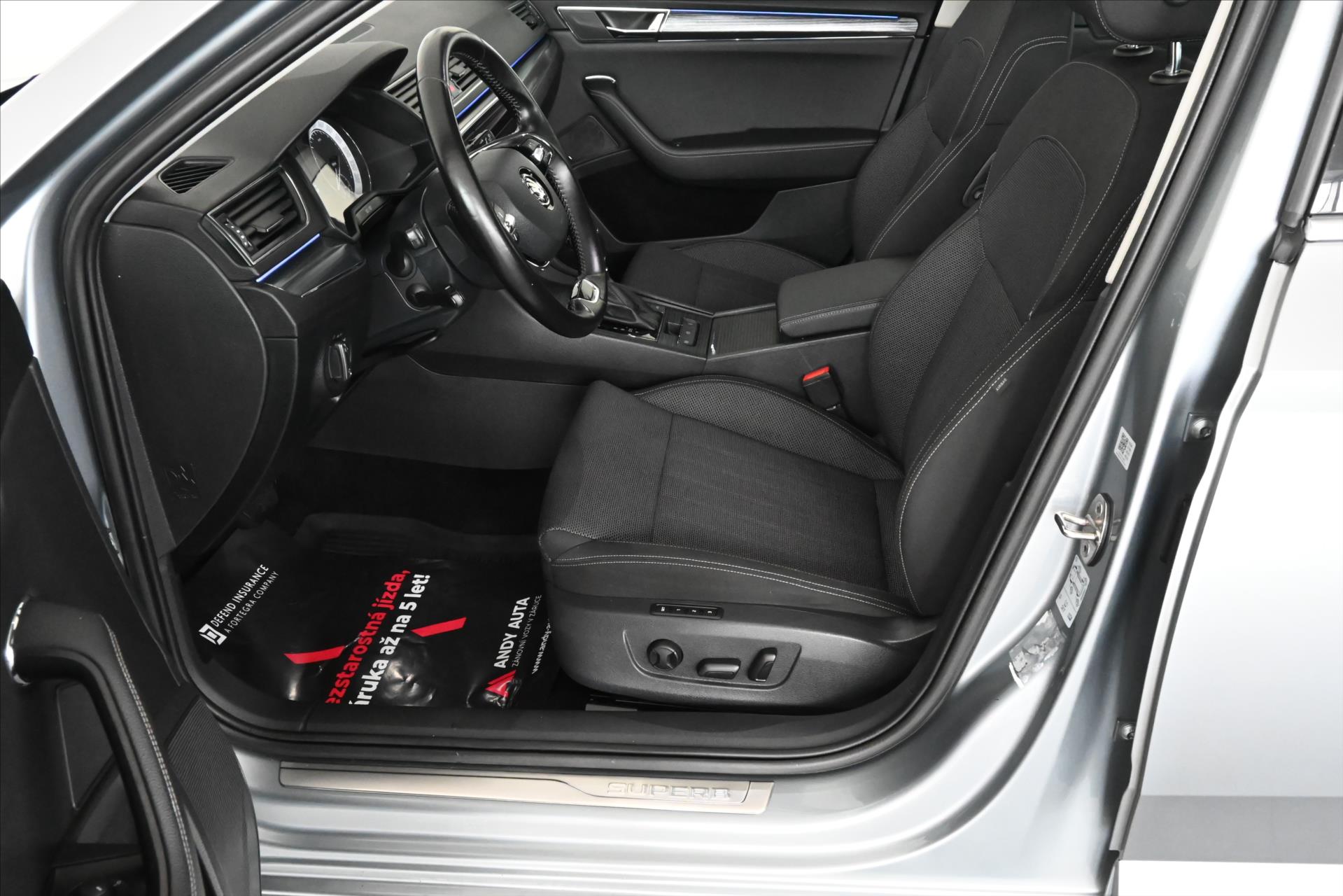 Hlavní fotografie vozu Škoda Superb 2,0 TDI 110 kW DSG Business Executive Záruka až 5 let (10)