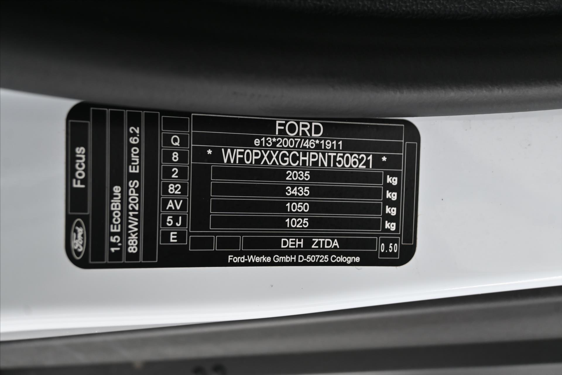 Hlavní fotografie vozu Ford Focus 1,5 EcoBlue 88 kW AT/8 Titanium Záruka až 5 let (15)