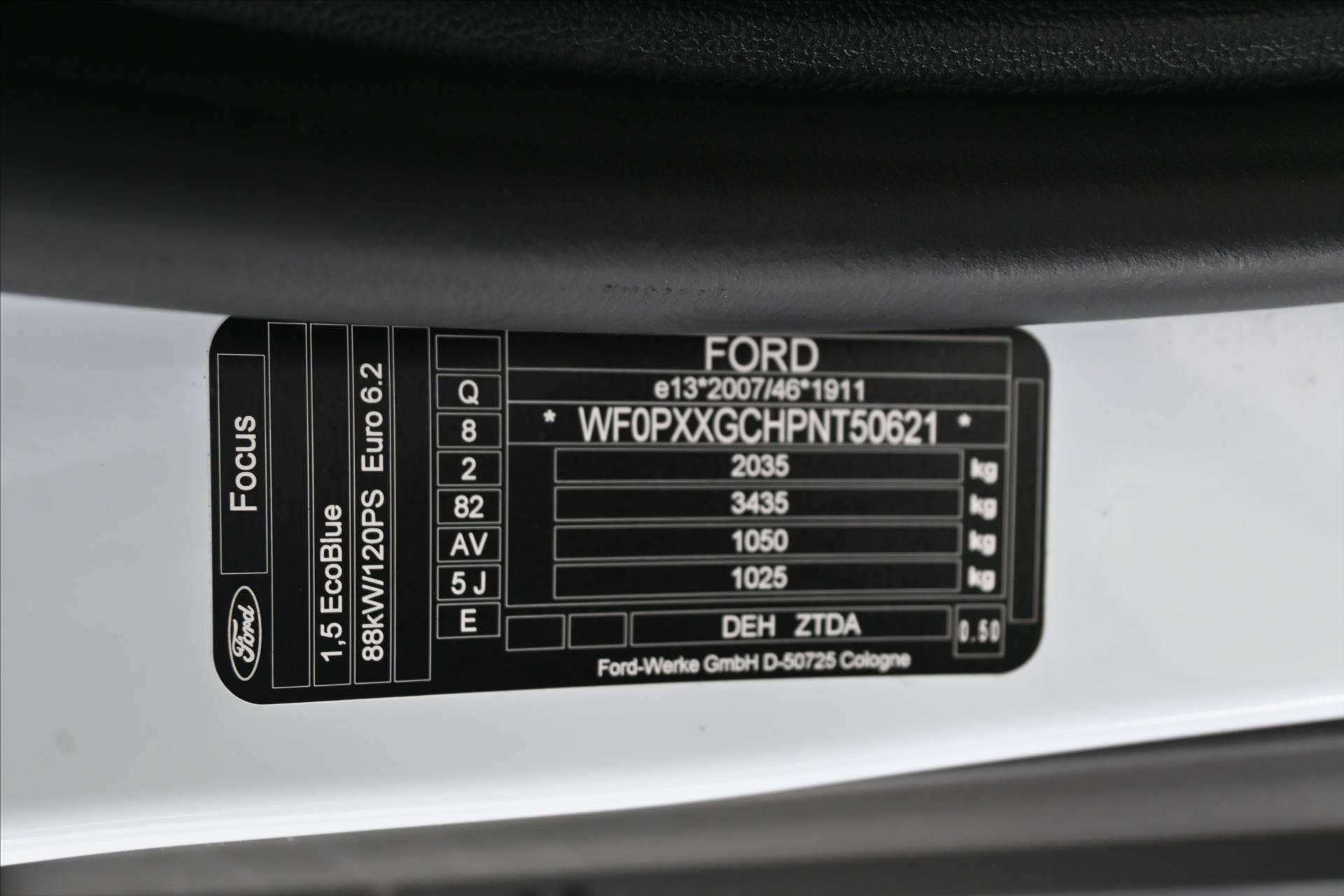 Hlavní fotografie vozu Ford Focus 1,5 EcoBlue 88 kW AT/8 Titanium Záruka až 5 let (8)