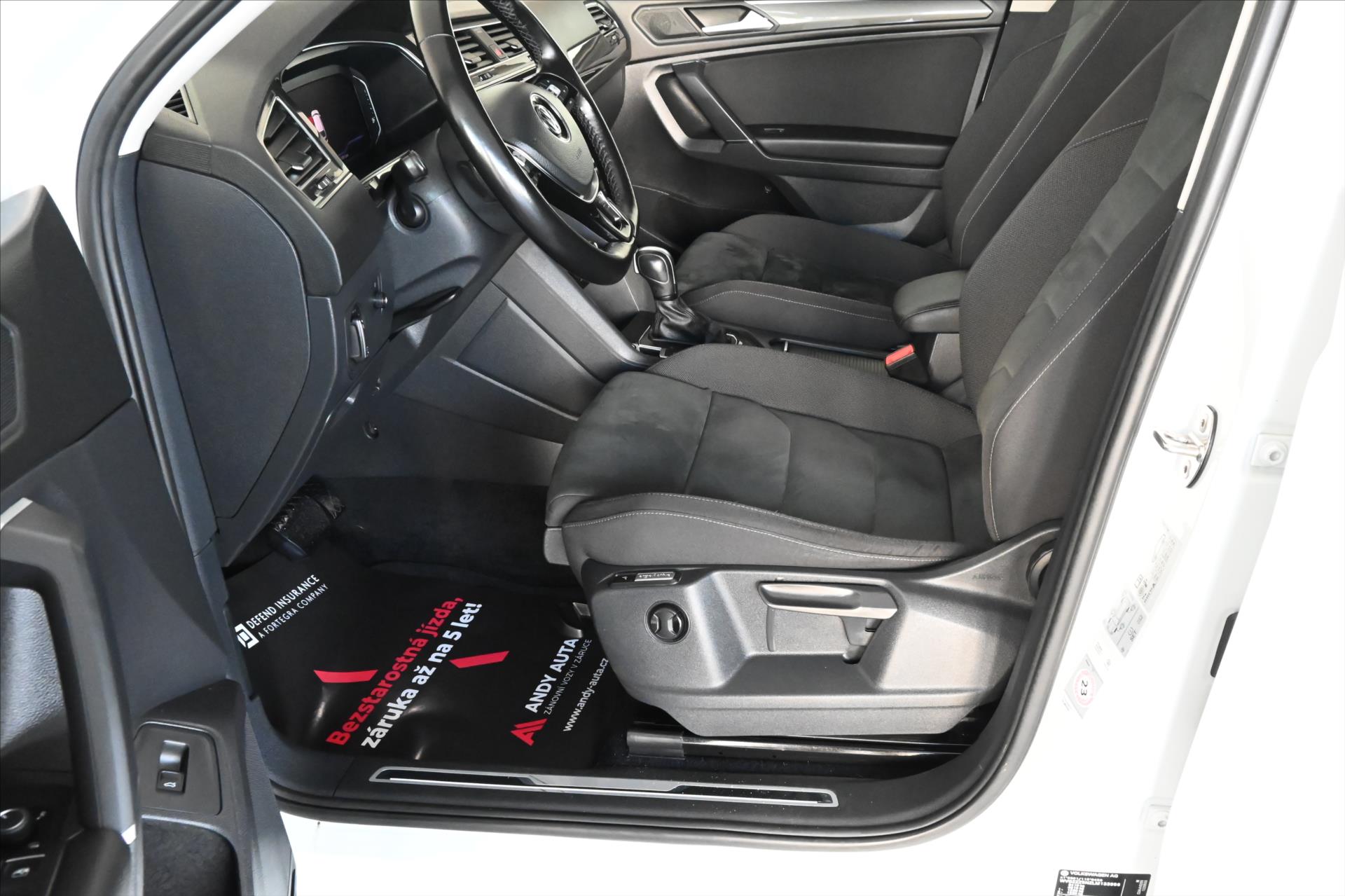 Hlavní fotografie vozu Volkswagen Tiguan Allspace 2,0 TDI 176 kW DSG Business Premium Záruka až 5 let (10)