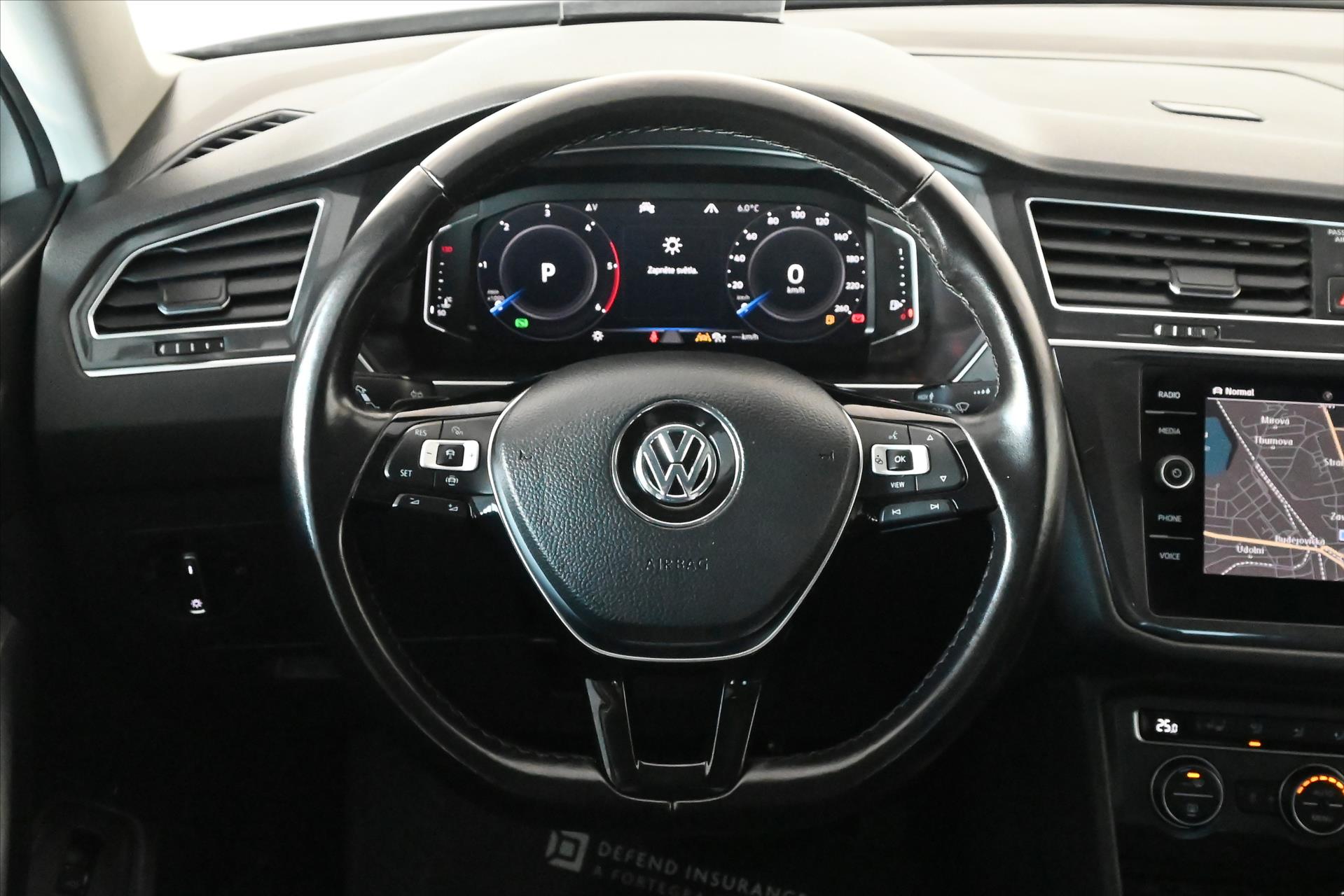 Hlavní fotografie vozu Volkswagen Tiguan Allspace 2,0 TDI 176 kW DSG Business Premium Záruka až 5 let (17)