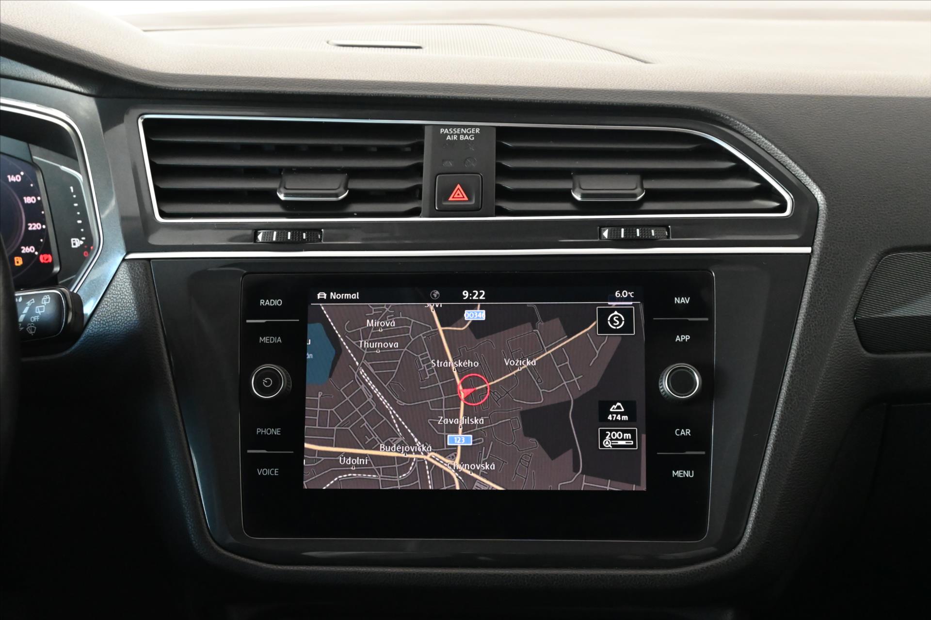 Hlavní fotografie vozu Volkswagen Tiguan Allspace 2,0 TDI 176 kW DSG Business Premium Záruka až 5 let (20)