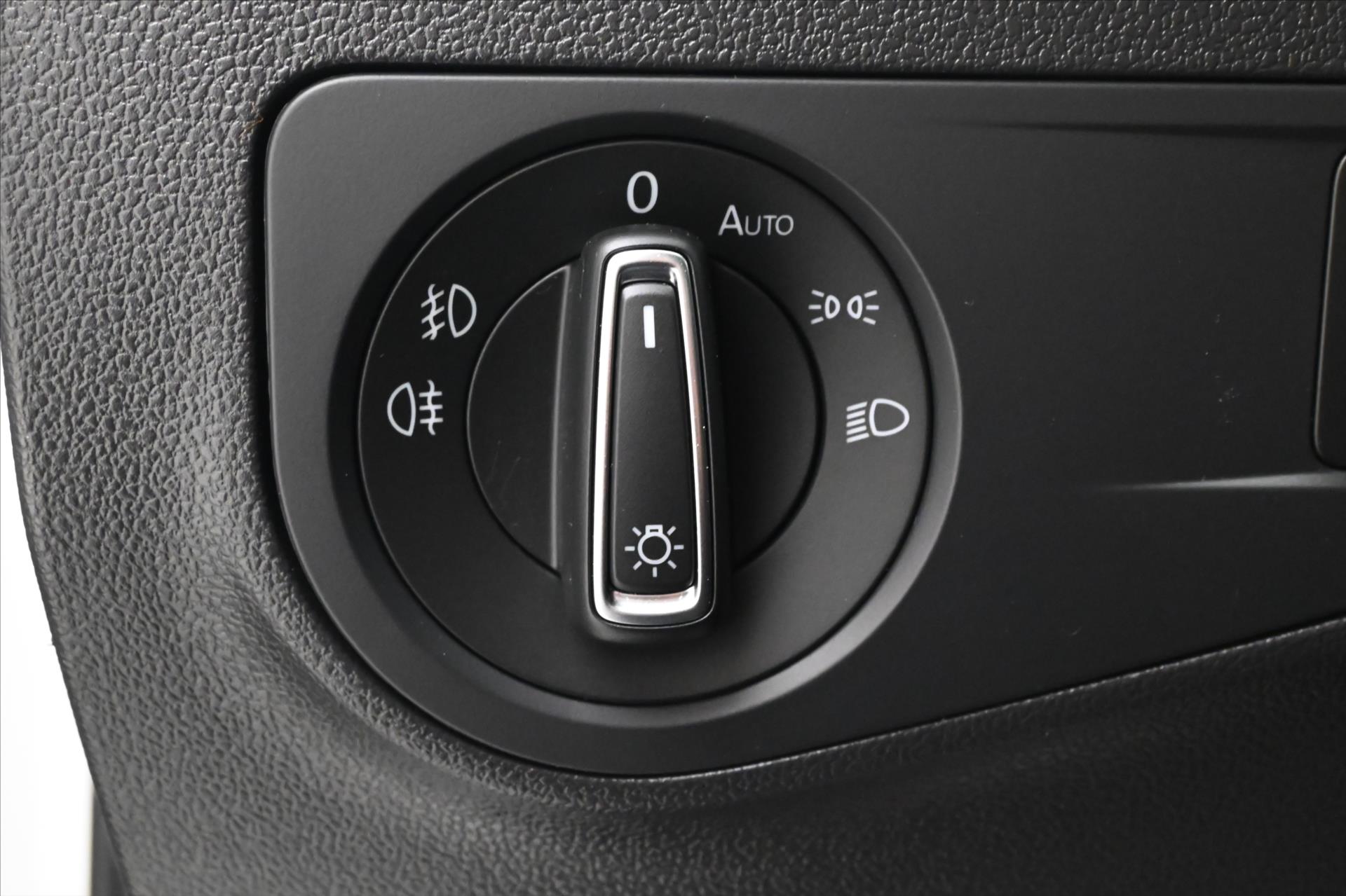 Hlavní fotografie vozu Volkswagen Tiguan Allspace 2,0 TDI 176 kW DSG Business Premium Záruka až 5 let (26)