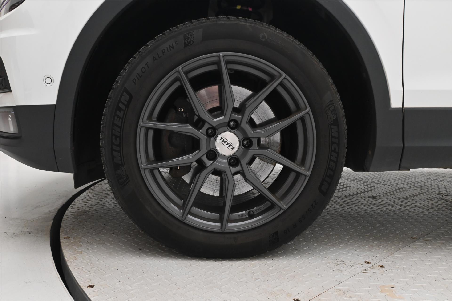 Hlavní fotografie vozu Volkswagen Tiguan Allspace 2,0 TDI 176 kW DSG Business Premium Záruka až 5 let (31)