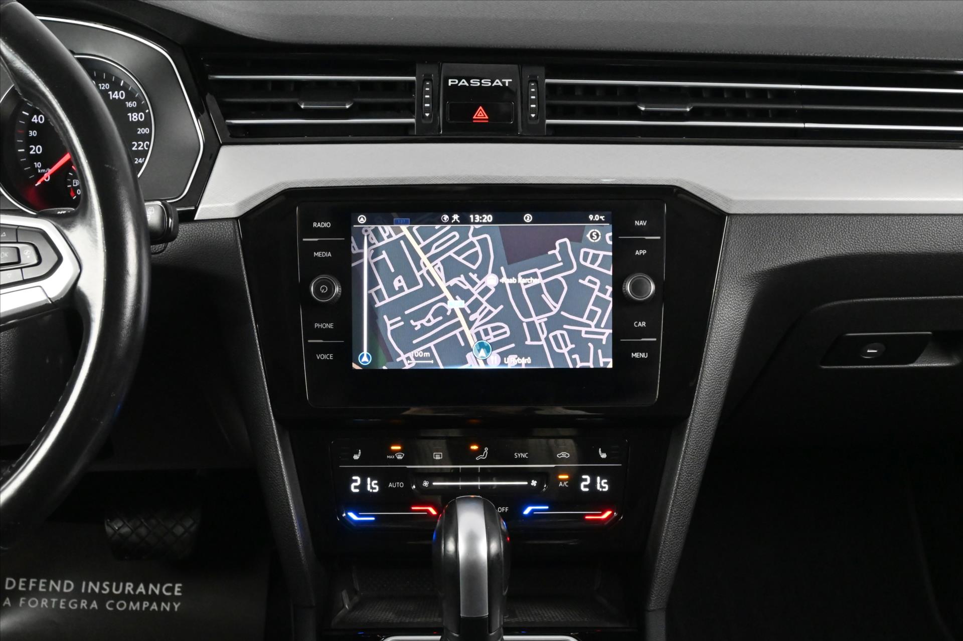 Hlavní fotografie vozu Volkswagen Passat 2,0 TDI 110 kW DSG Business Záruka až 5 let (13)