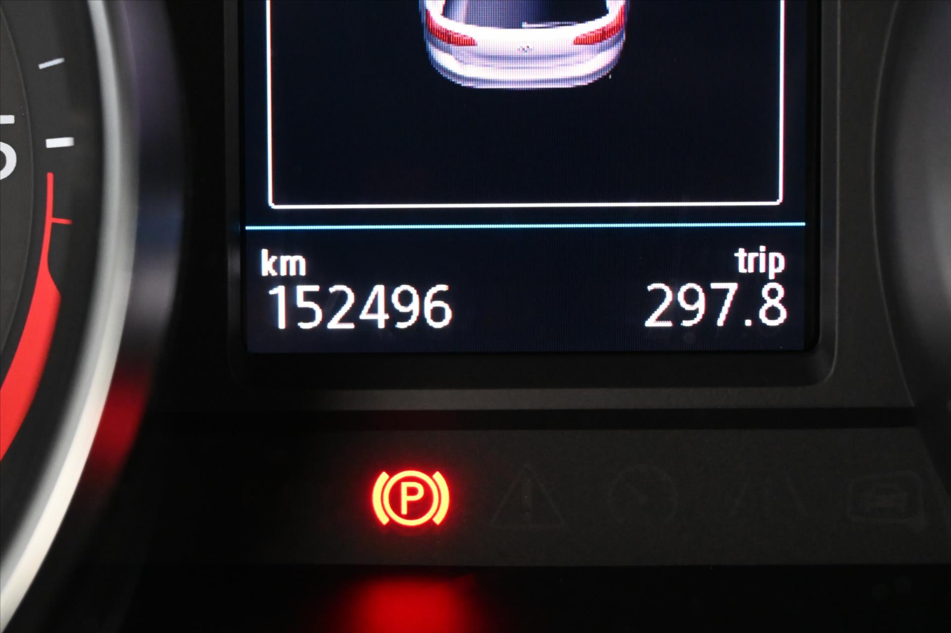 Hlavní fotografie vozu Volkswagen Passat 2,0 TDI 110 kW DSG Business Záruka až 5 let (15)