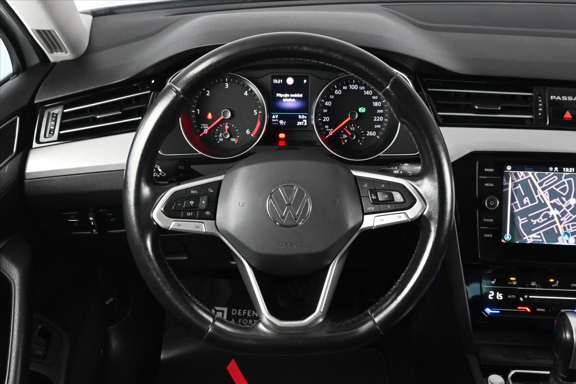 Hlavní fotografie vozu Volkswagen Passat 2,0 TDI 110 kW DSG Business Záruka až 5 let (17)