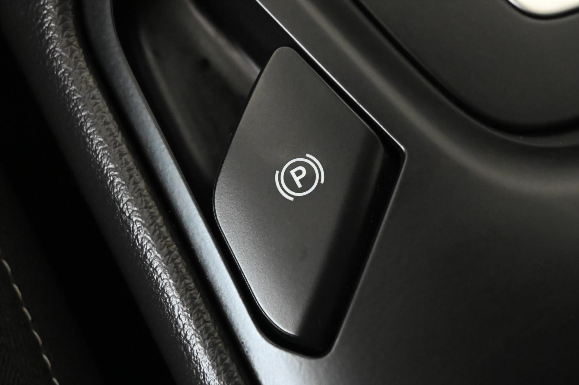 Hlavní fotografie vozu Ford Mondeo 2,0 EcoBlue 140 kW*AT/8*Titanium*Záruka až 5 let (23)