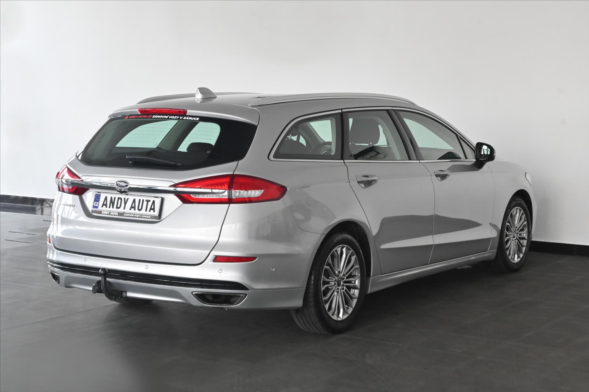 Hlavní fotografie vozu Ford Mondeo 2,0 EcoBlue 140 kW*AT/8*Titanium*Záruka až 5 let (3)