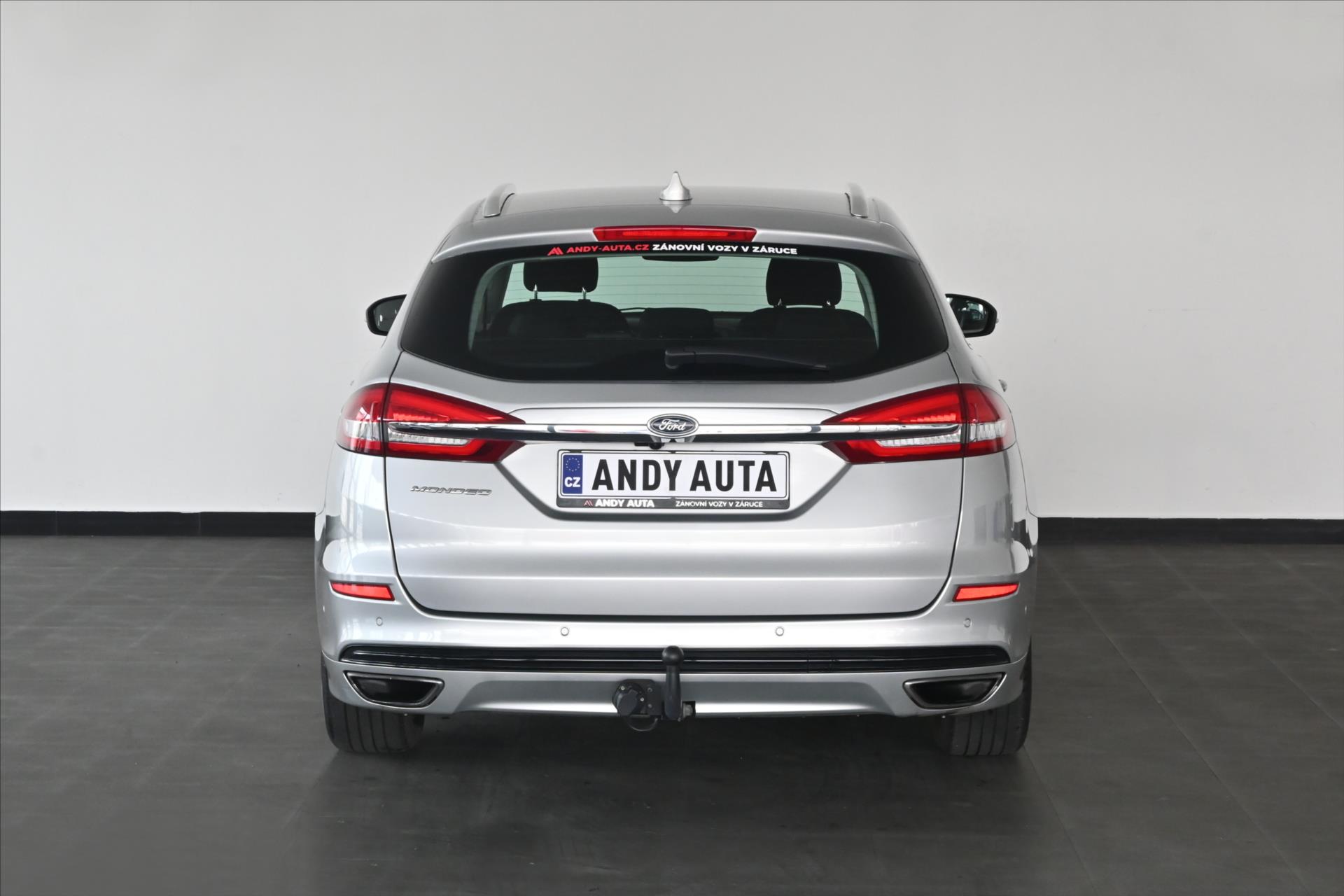 Hlavní fotografie vozu Ford Mondeo 2,0 EcoBlue 140 kW AT8 Titanium Záruka až 5 let (5)