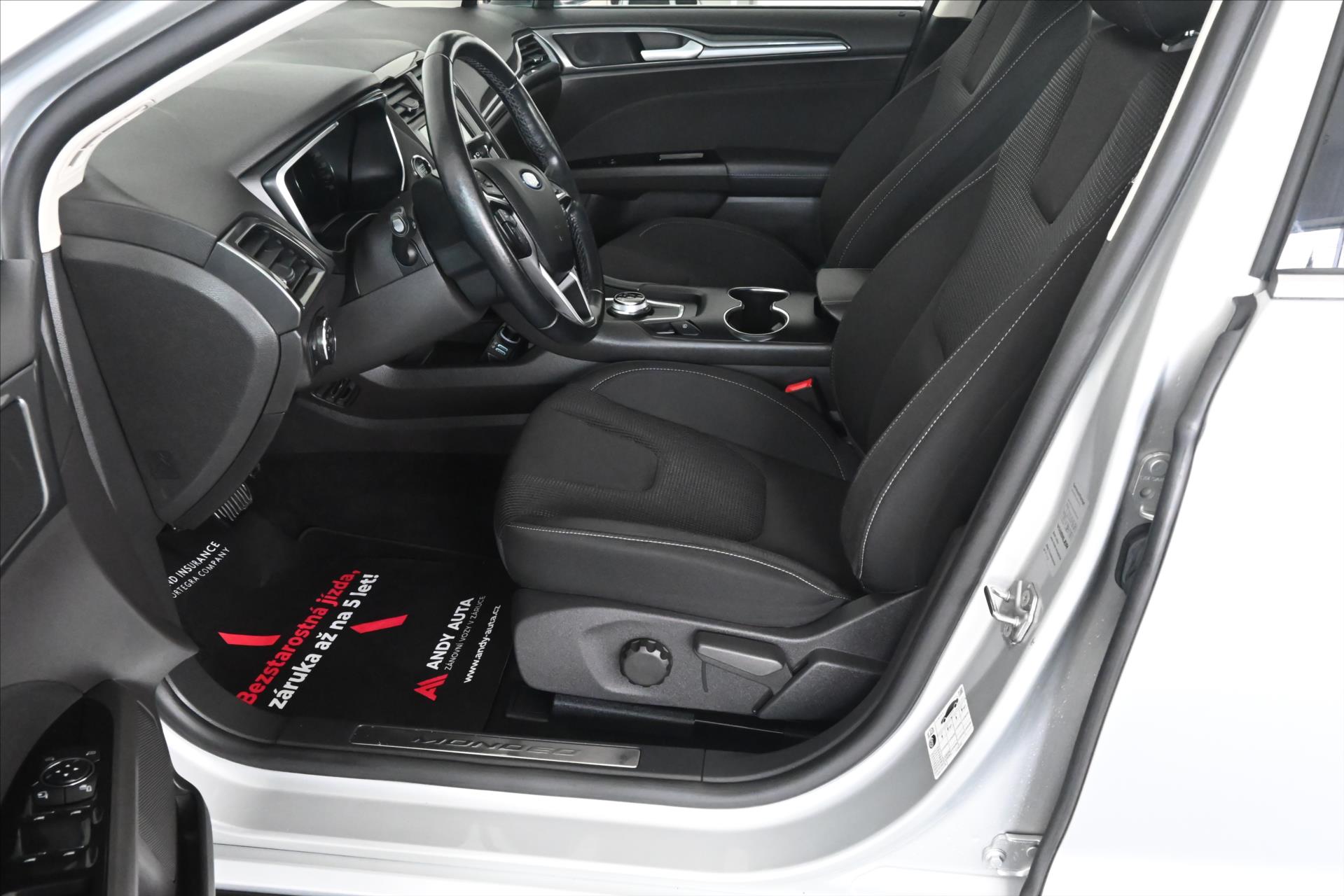 Hlavní fotografie vozu Ford Mondeo 2,0 EcoBlue 140 kW AT8 Titanium Záruka až 5 let (10)