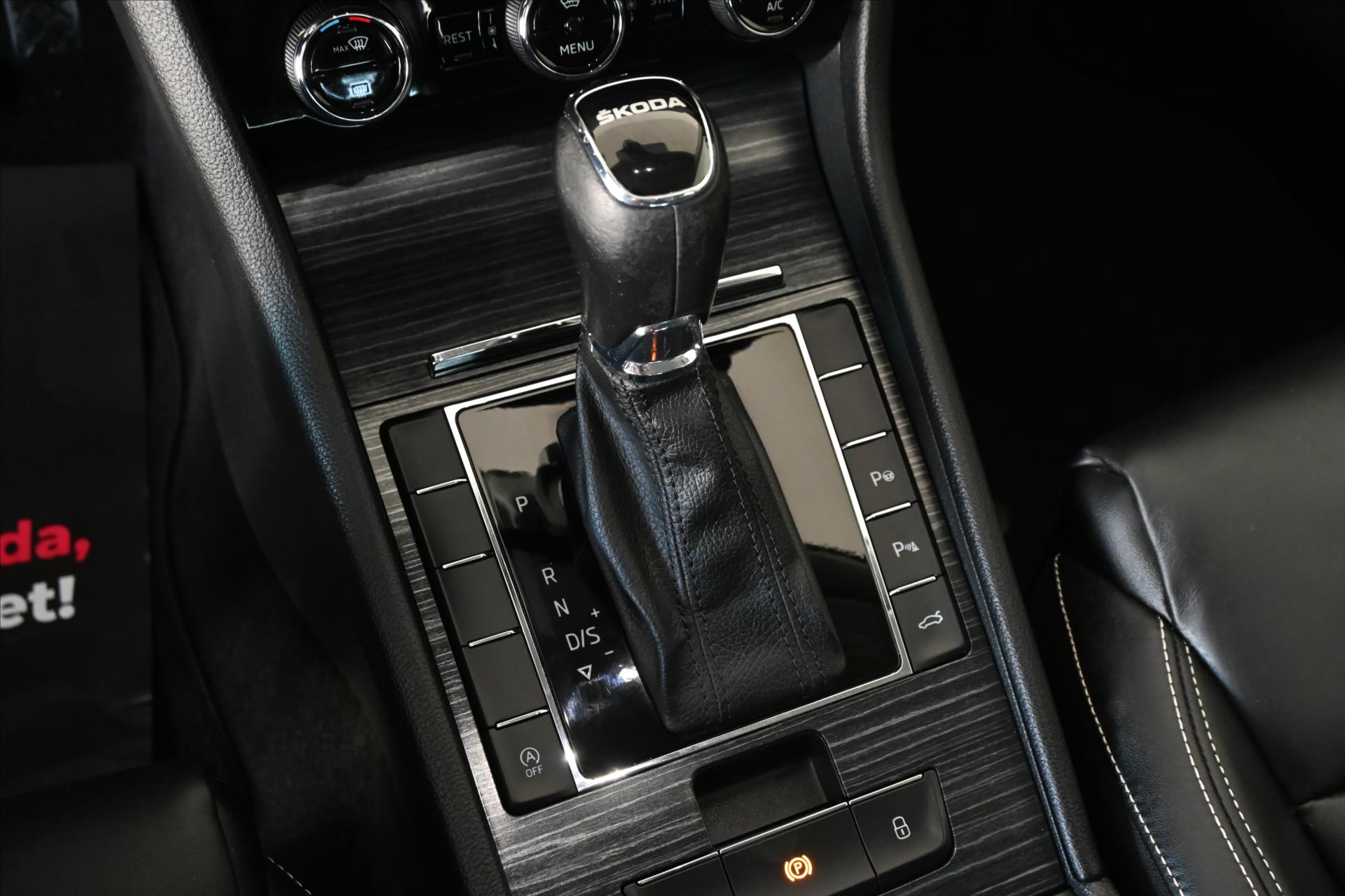 Hlavní fotografie vozu Škoda Superb 2,0 TDI 110kW*DSG*STYLE*Záruka až 5 let (25)