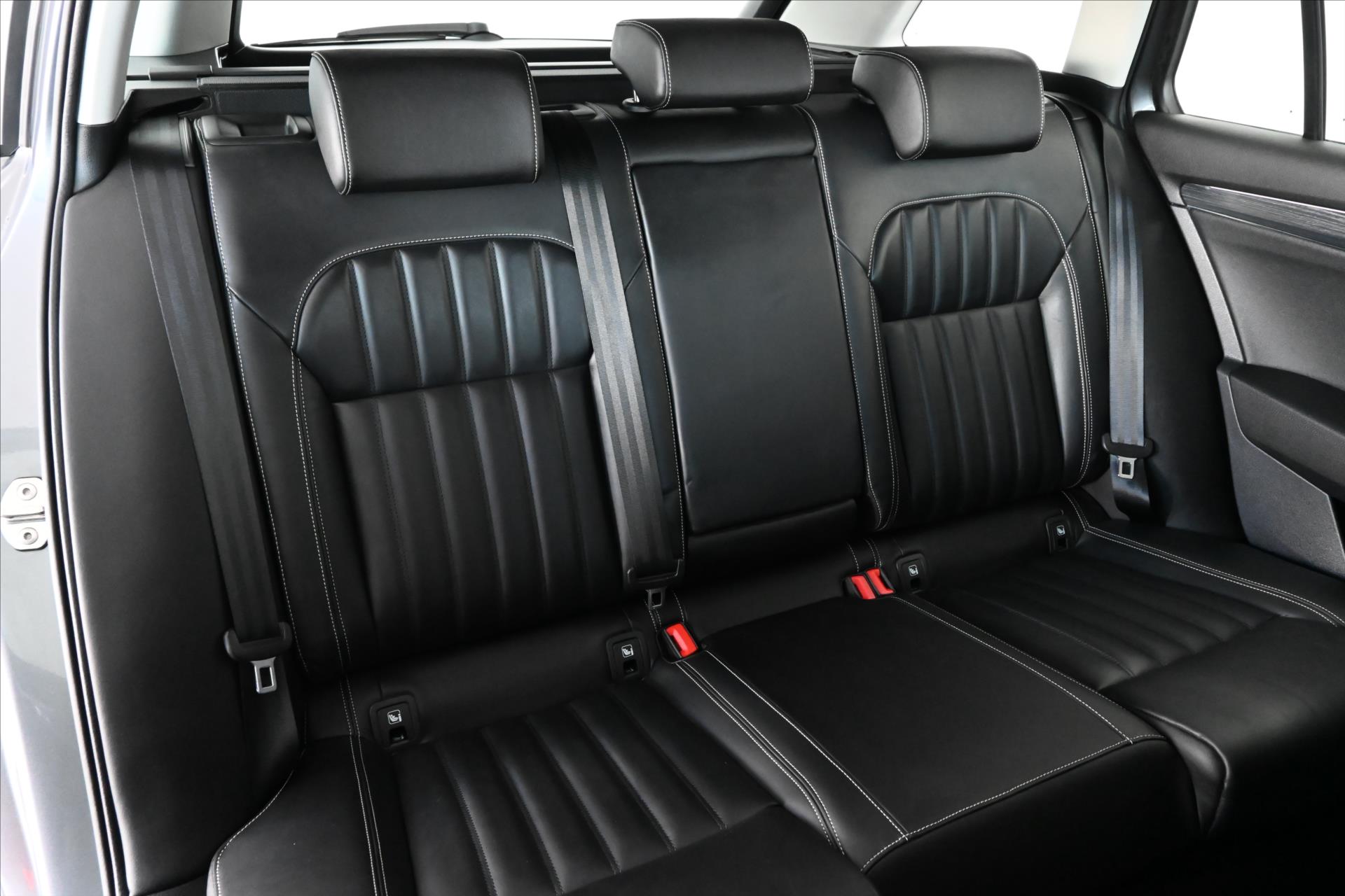 Hlavní fotografie vozu Škoda Superb 2,0 TDI 110kW*DSG*STYLE*Záruka až 5 let (30)