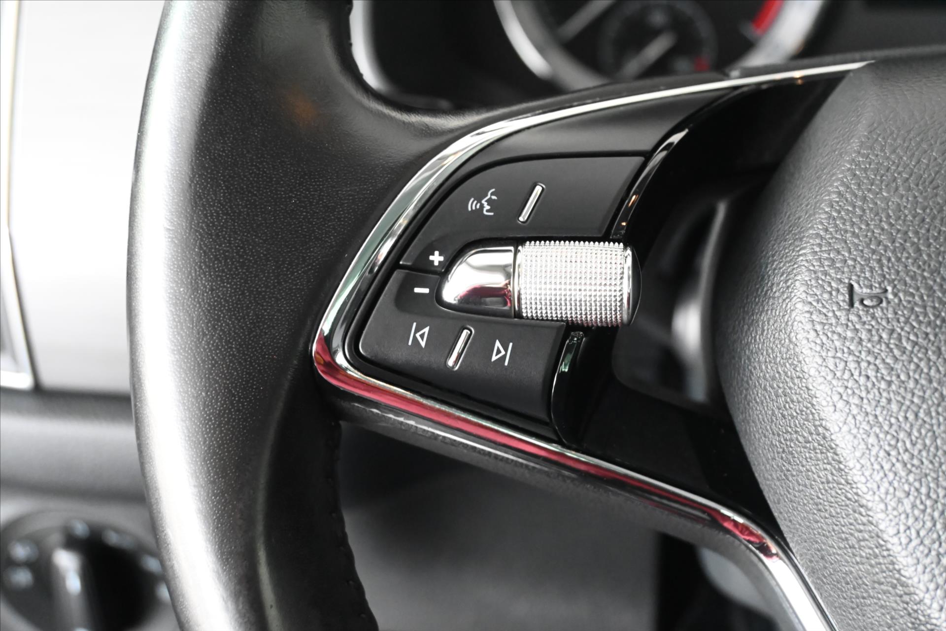 Main photo of the car Skoda Kodiaq 2.0 TDI 110 kW 4x4 DSG Ambition Warranty up to 5 years (18)