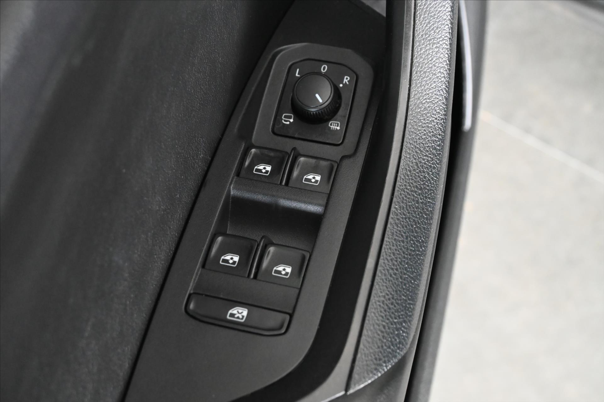 Main photo of the car Skoda Kodiaq 2.0 TDI 110 kW 4x4 DSG Ambition Warranty up to 5 years (27)