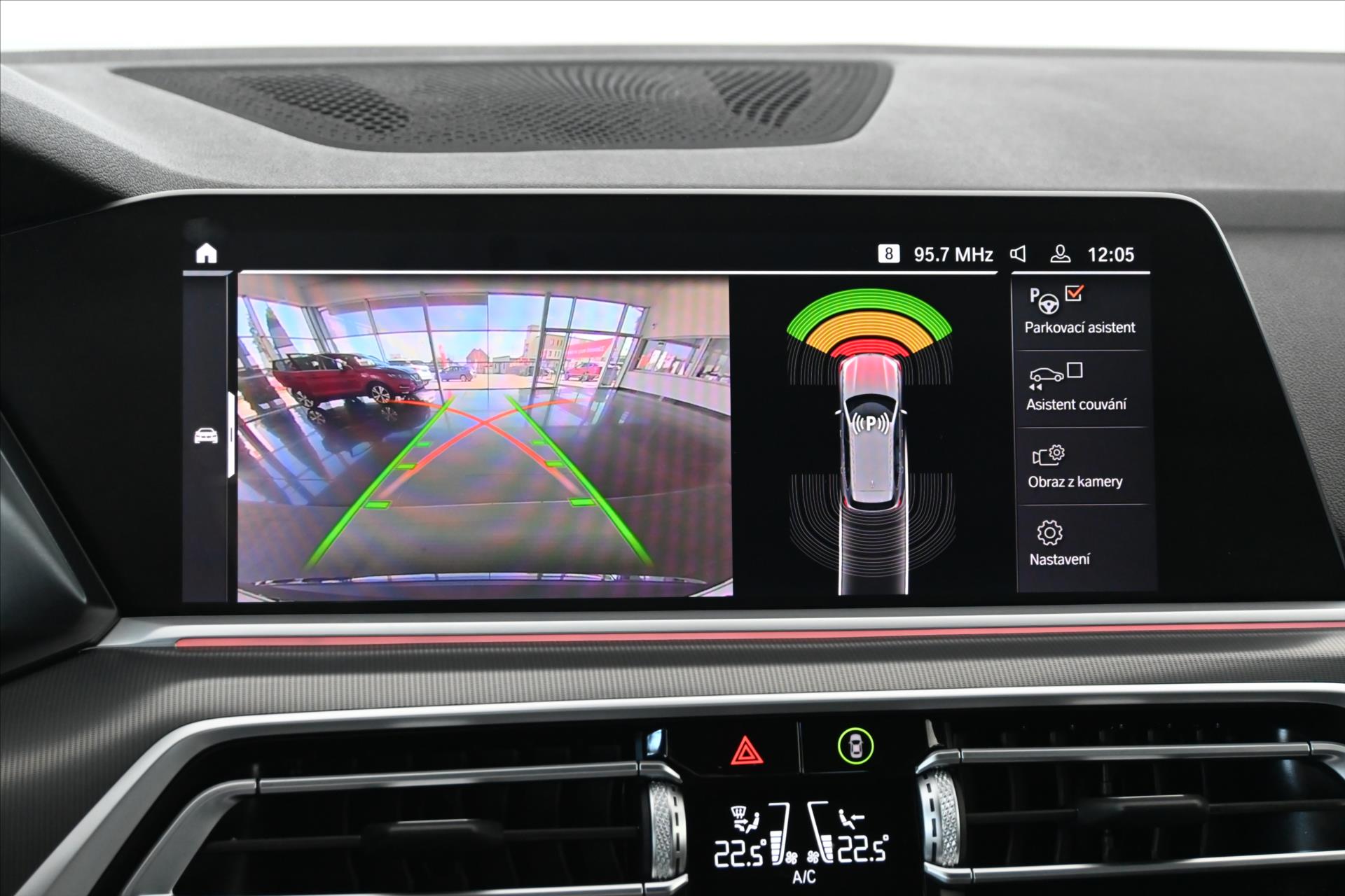 Hlavní fotografie vozu BMW X5 3,0 d xDrive 210kW AT8 *Panorama* Záruka až 5 let (24)