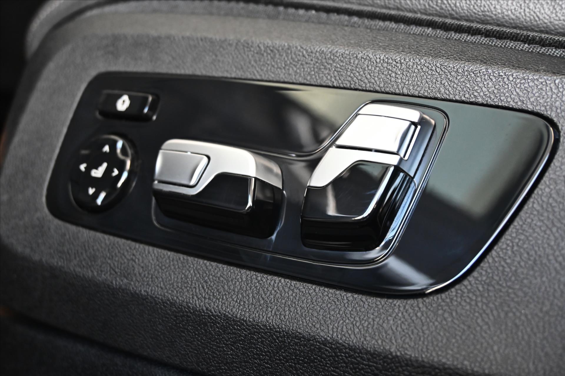 Hlavní fotografie vozu BMW X5 3,0 d xDrive 210kW AT8 *Panorama* Záruka až 5 let (29)