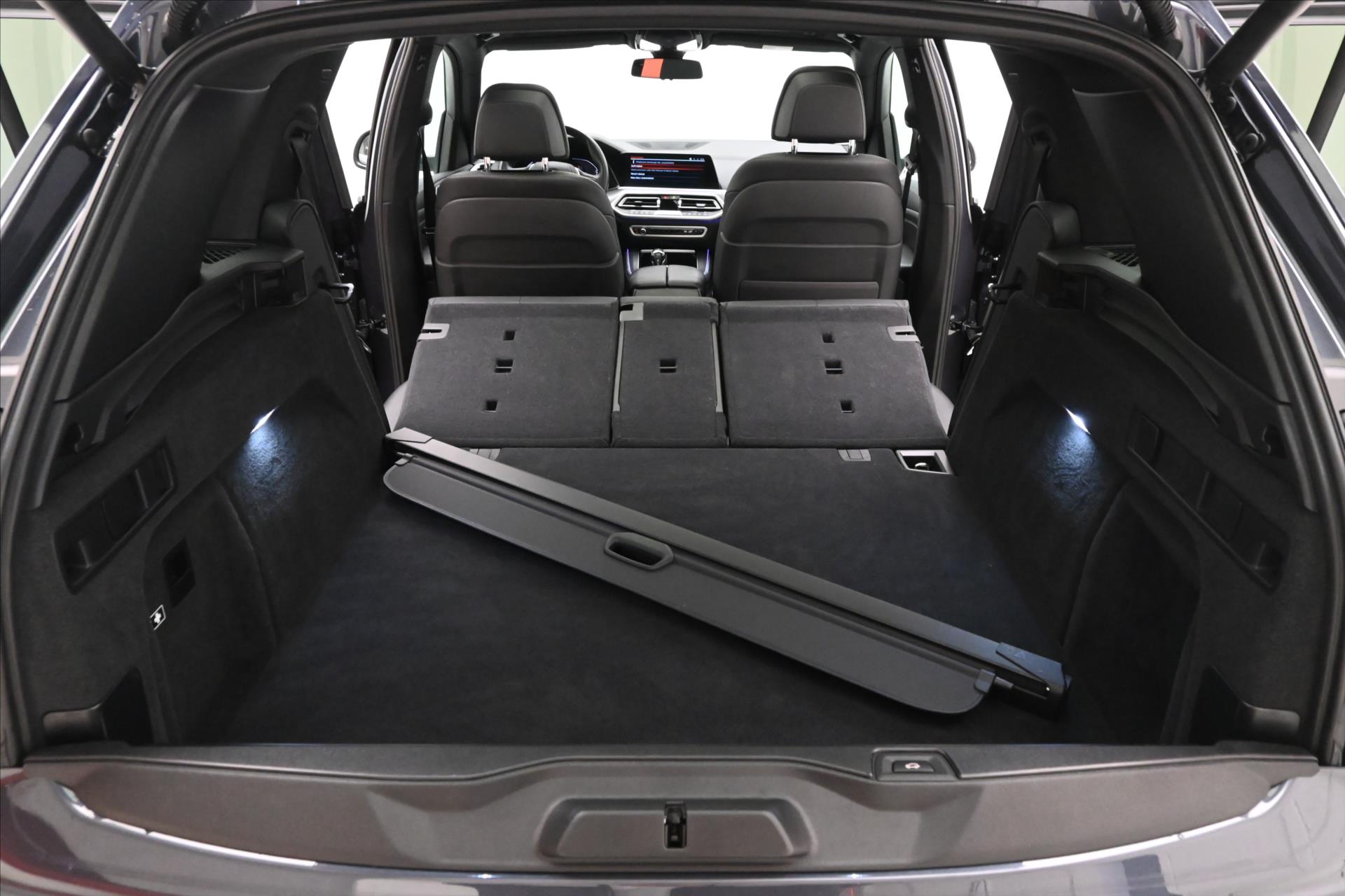 Hlavní fotografie vozu BMW X5 3,0 d xDrive 210kW AT8 Záruka 3 roky v ceně vozu (11)