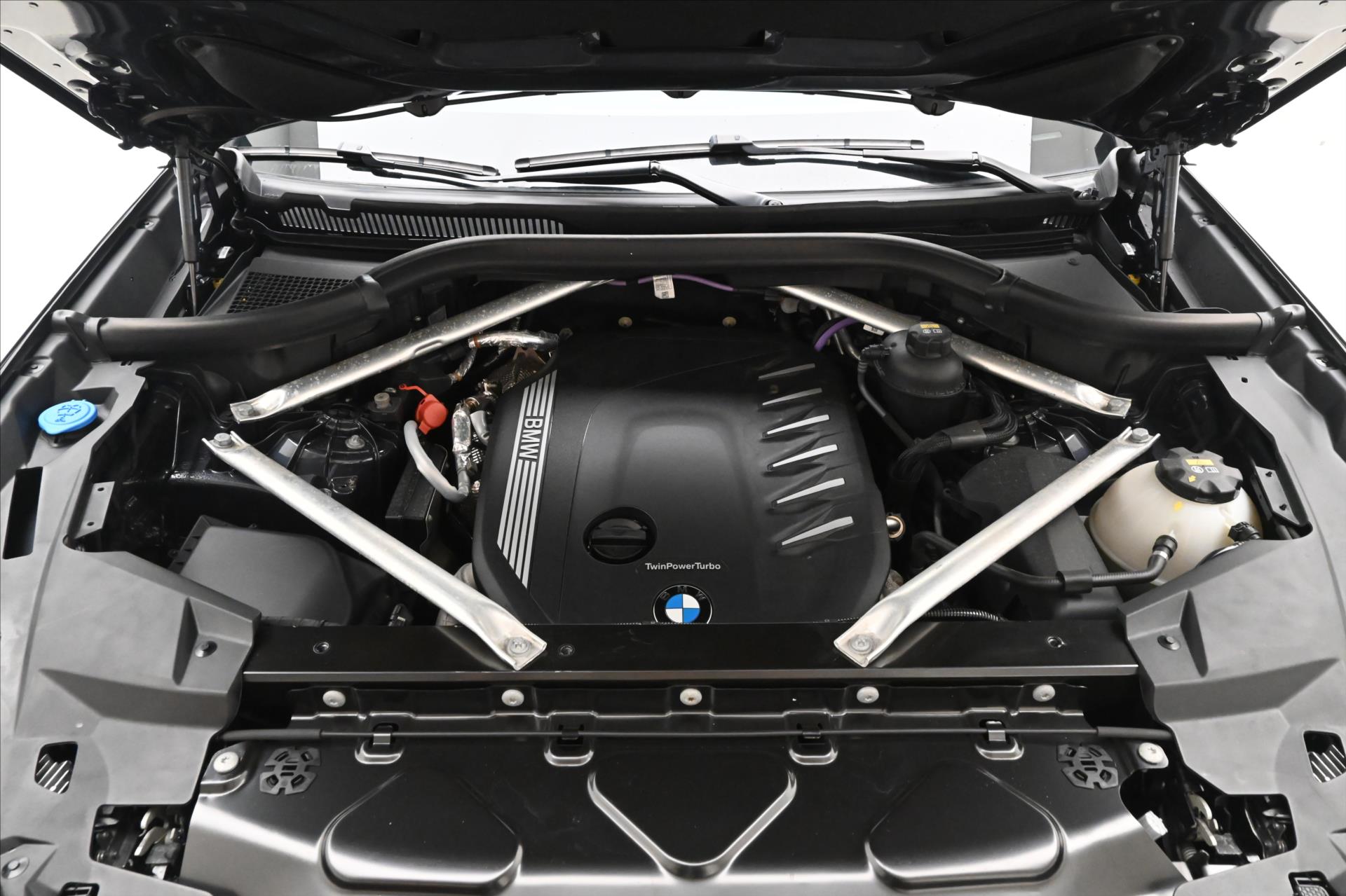 Hlavní fotografie vozu BMW X5 3,0 d xDrive 210kW AT8 Záruka 3 roky v ceně vozu (9)