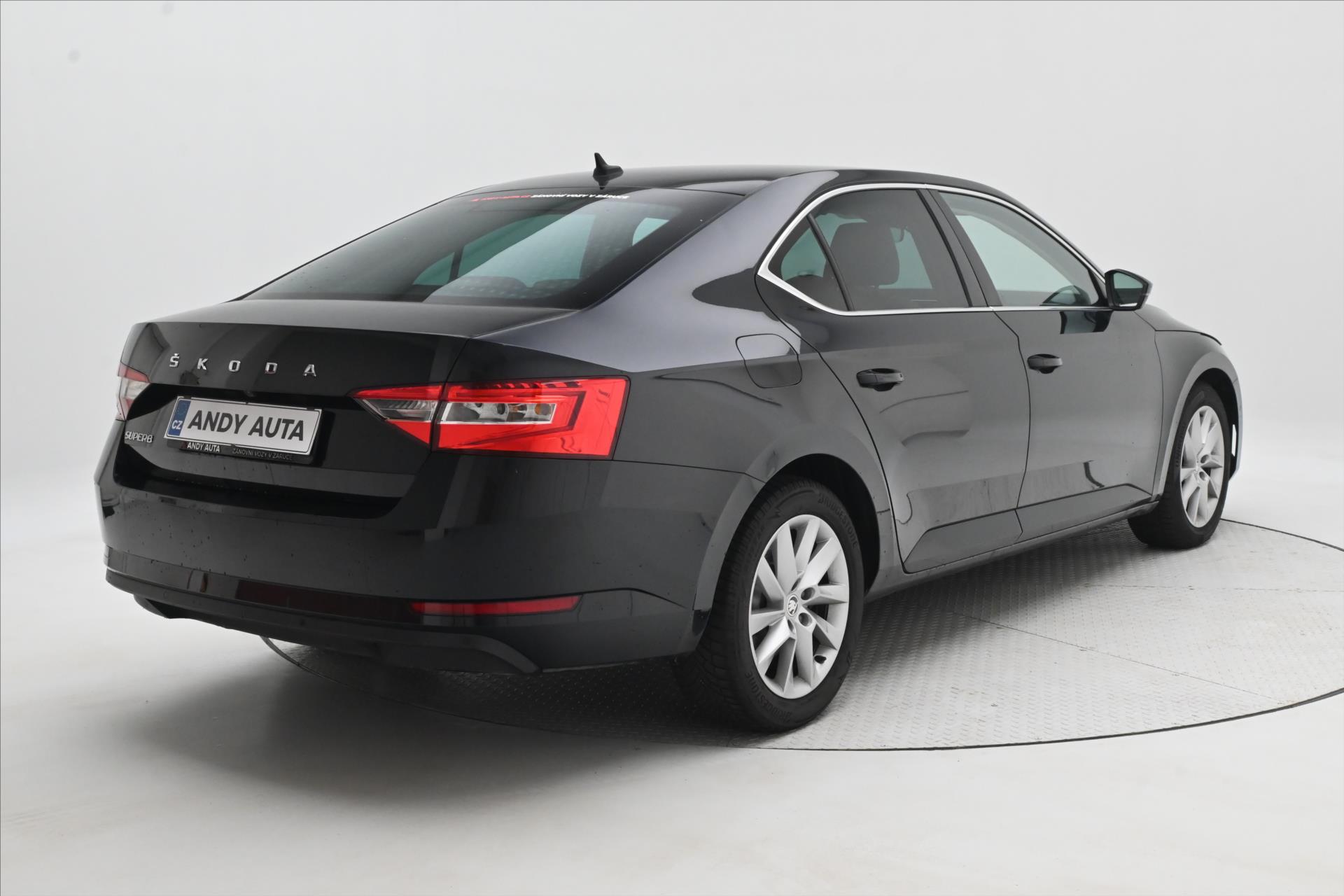 Hlavní fotografie vozu Škoda Superb 2,0 TDI 110kW STYLE Záruka až 5 let (5)