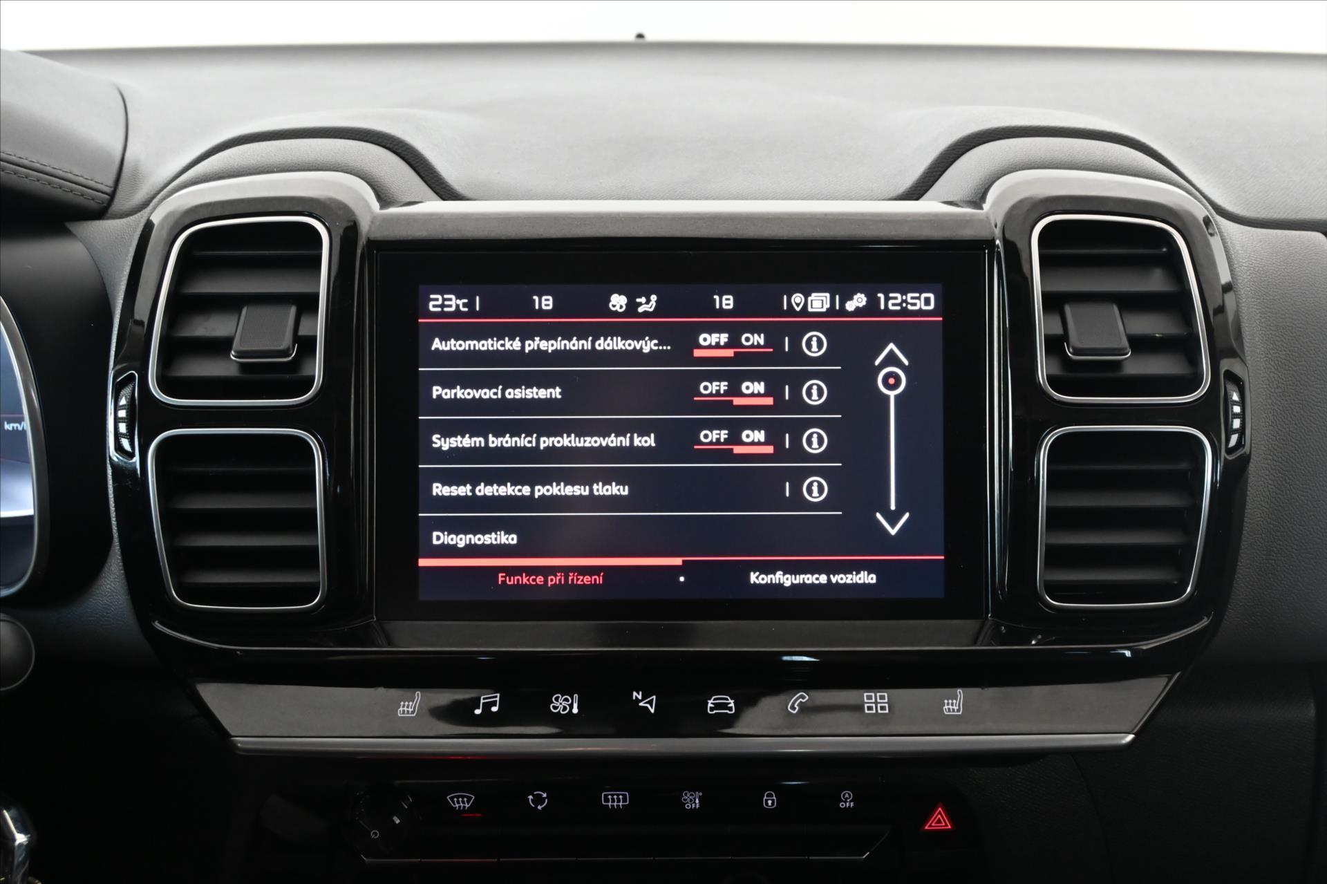 Hlavní fotografie vozu Citroën C5 Aircross 1,5 BlueHDi 96 kW S&S Business Záruka až 5 let (21)