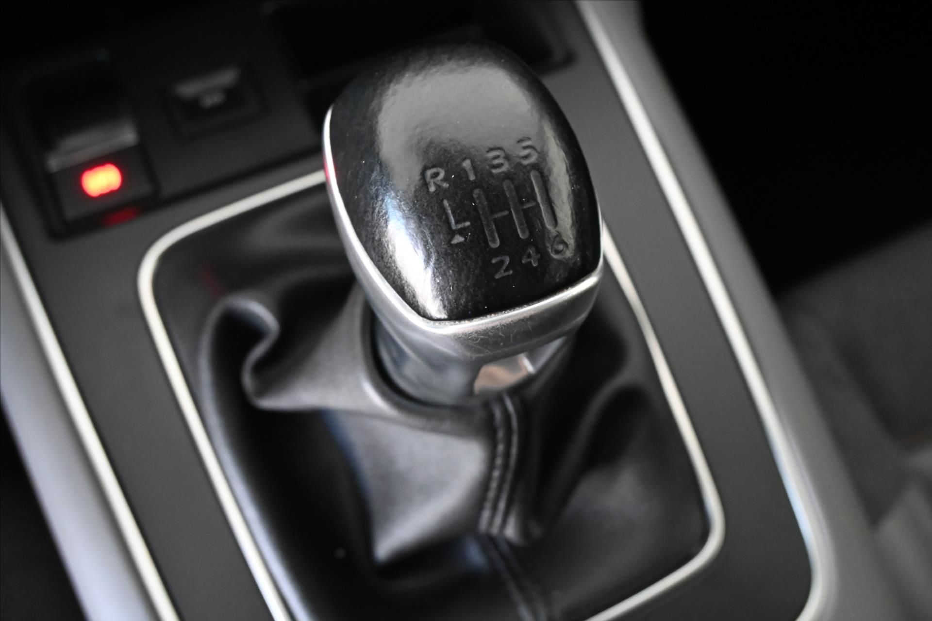 Hlavní fotografie vozu Citroën C5 Aircross 1,5 BlueHDi 96 kW S&S Business Záruka až 5 let (24)