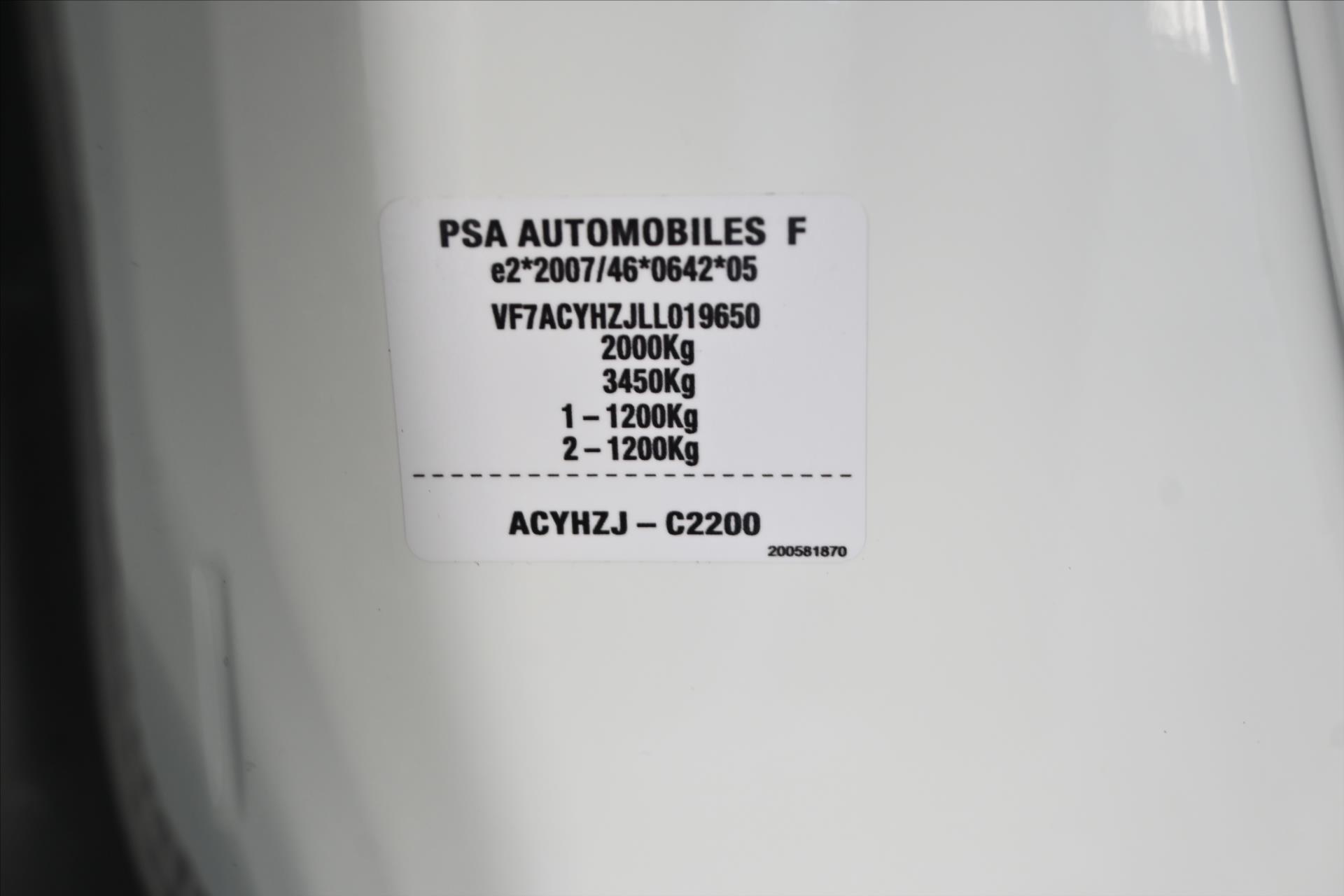 Hlavní fotografie vozu Citroën C5 Aircross 1,5 BlueHDi 96 kW S&S Business Záruka až 5 let (9)