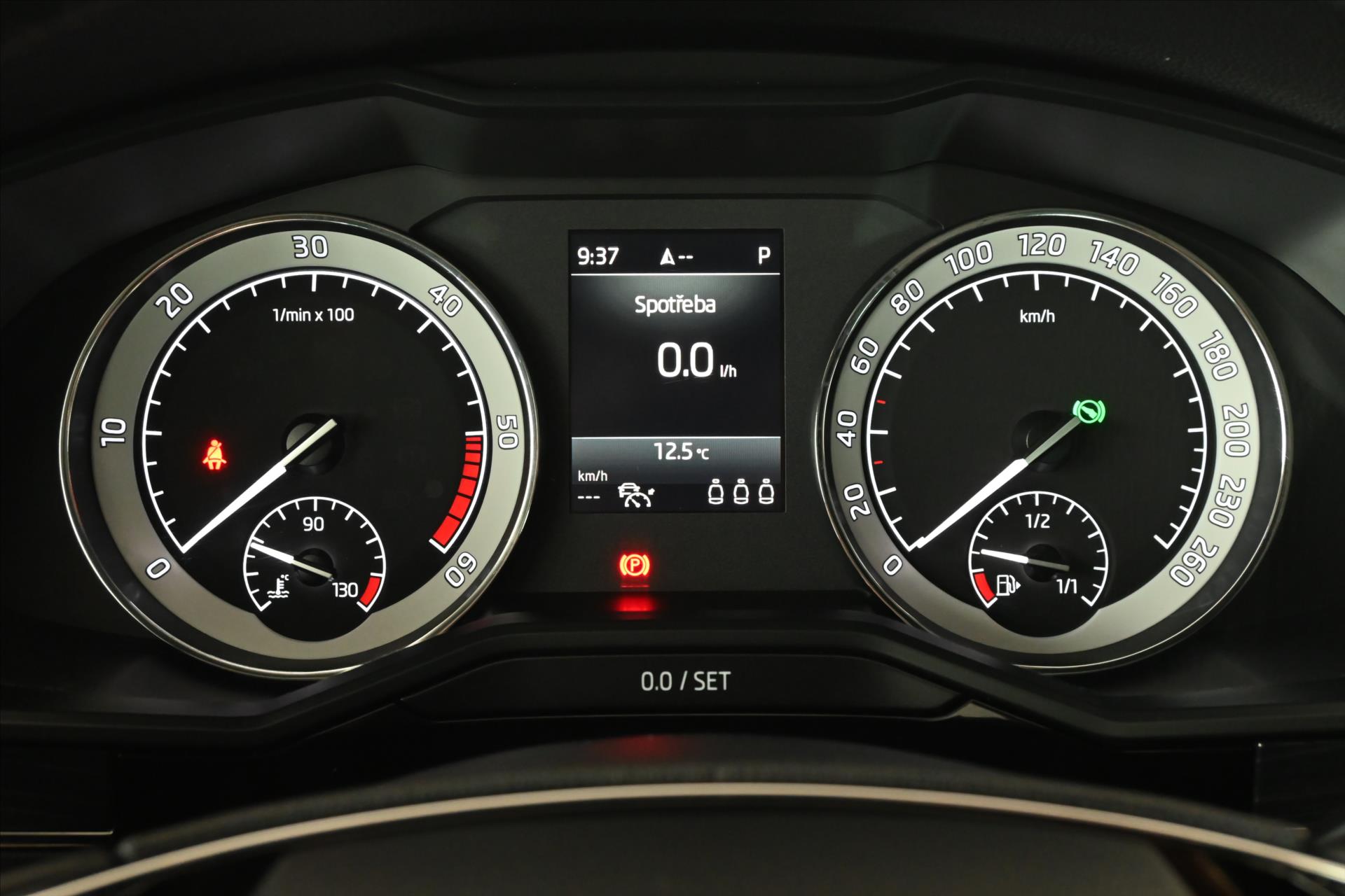 Hlavní fotografie vozu Škoda Superb 2,0 TDI 110kW*DSG*STYLE*Záruka až 5 let (13)