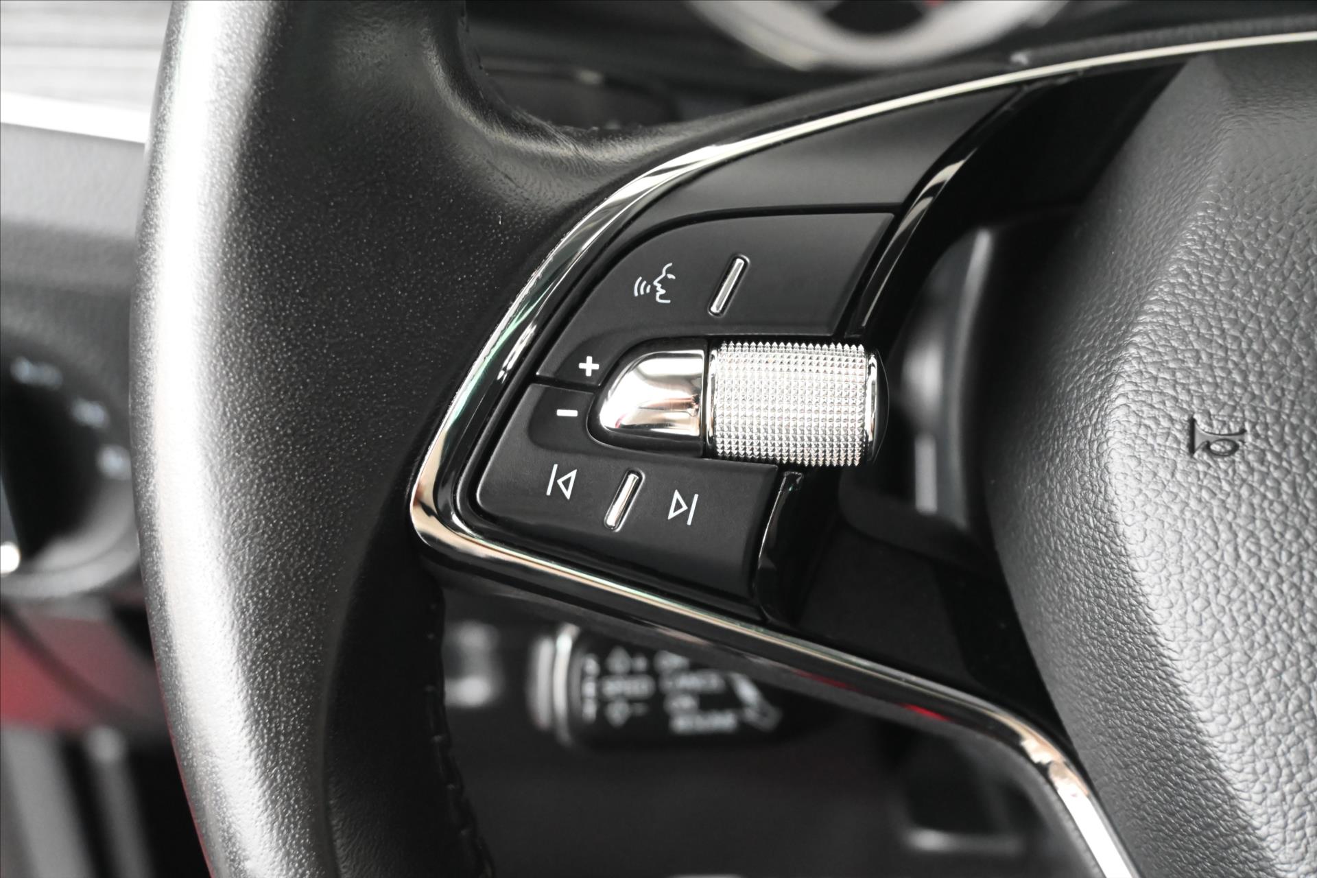 Hlavní fotografie vozu Škoda Superb 2,0 TDI 110kW*DSG*STYLE*Záruka až 5 let (17)