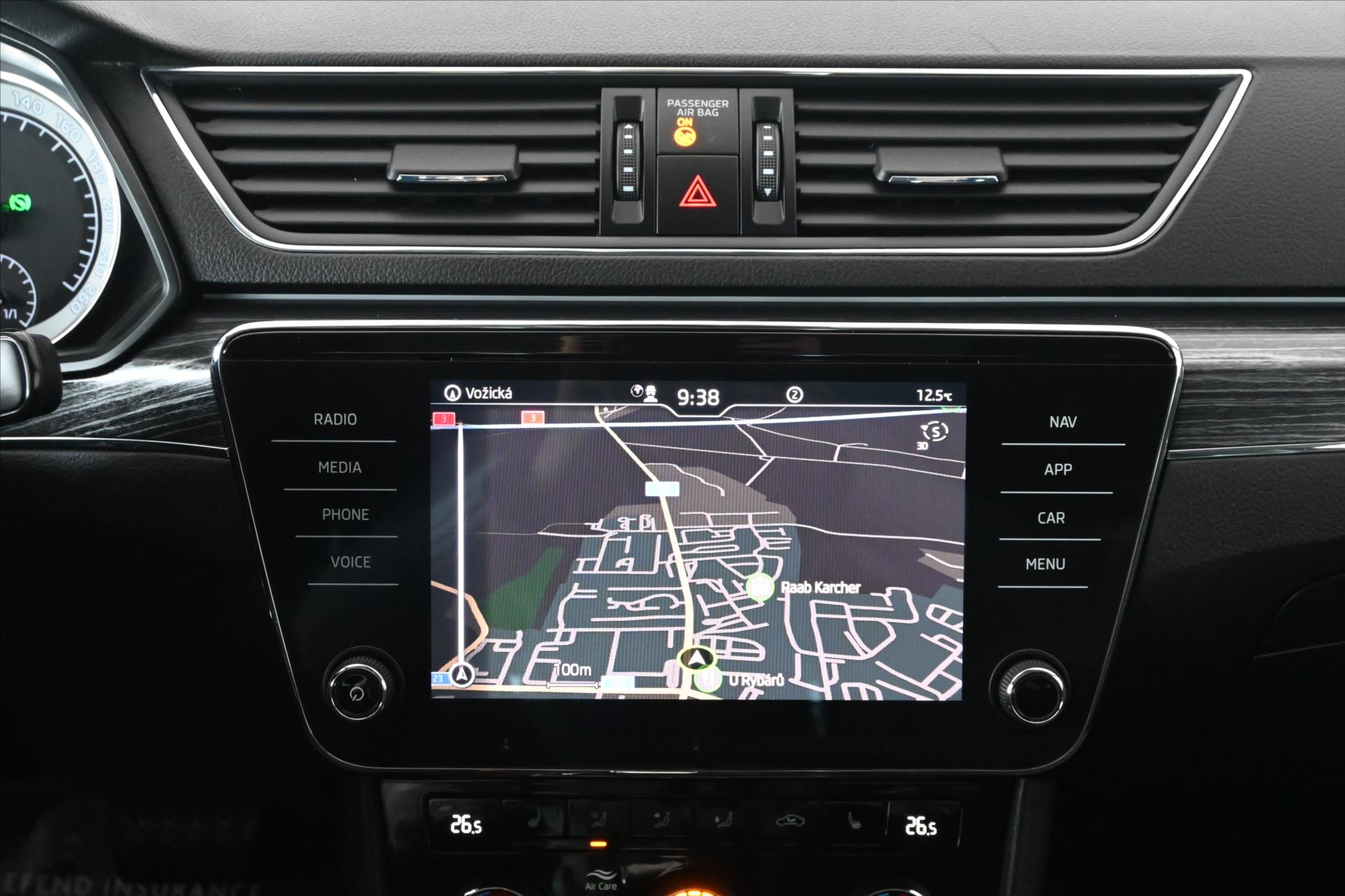 Hlavní fotografie vozu Škoda Superb 2,0 TDI 110kW*DSG*STYLE*Záruka až 5 let (20)