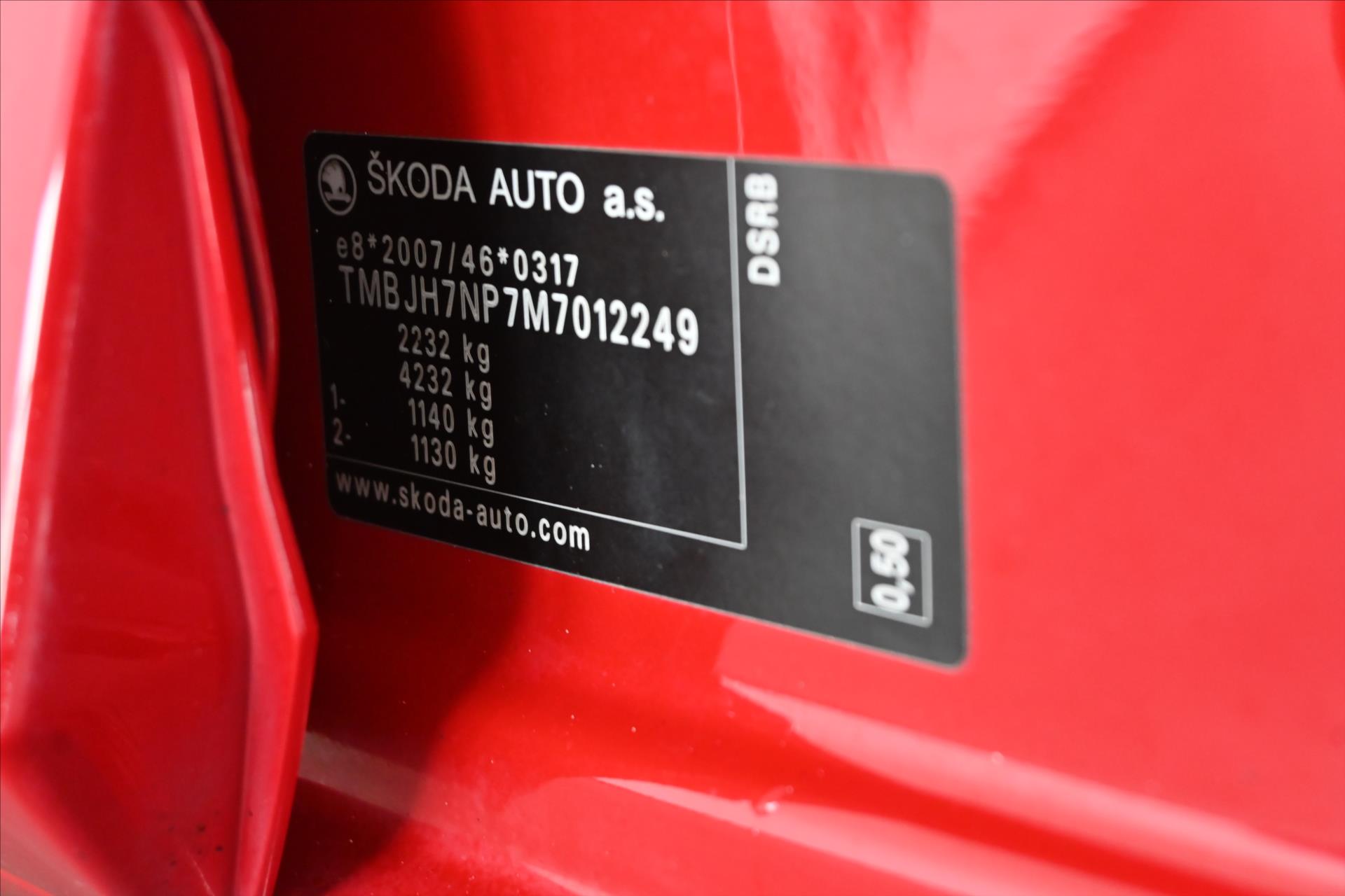 Hlavní fotografie vozu Škoda Superb 2,0 TDI 110kW*DSG*STYLE*Záruka až 5 let (8)