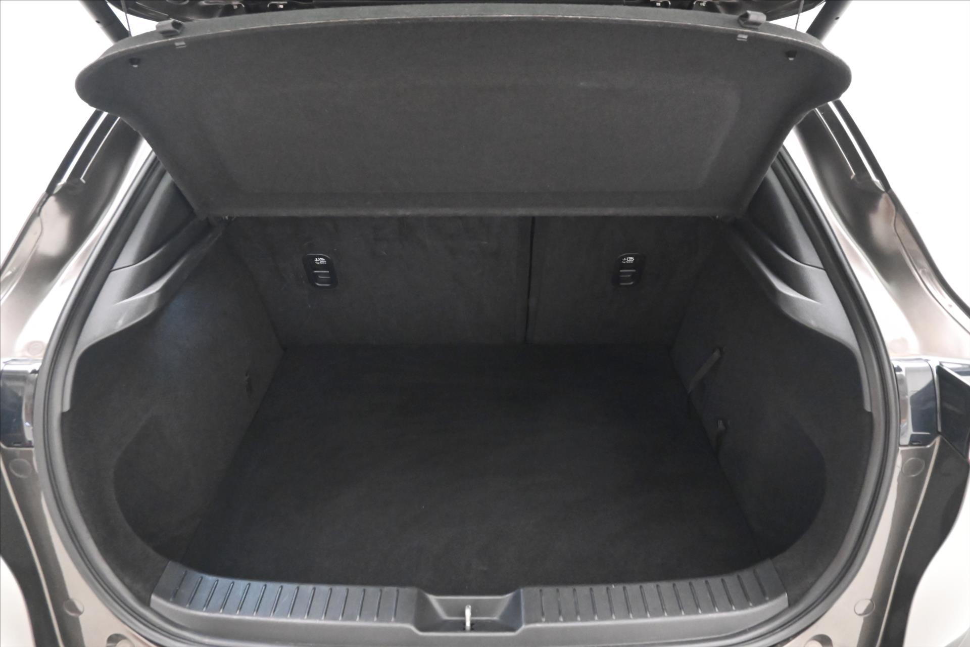 Main photo of the car Mazda CX-30 2.0 Skyactiv-X 132 kW Luxury Warranty up to 5 years (10)