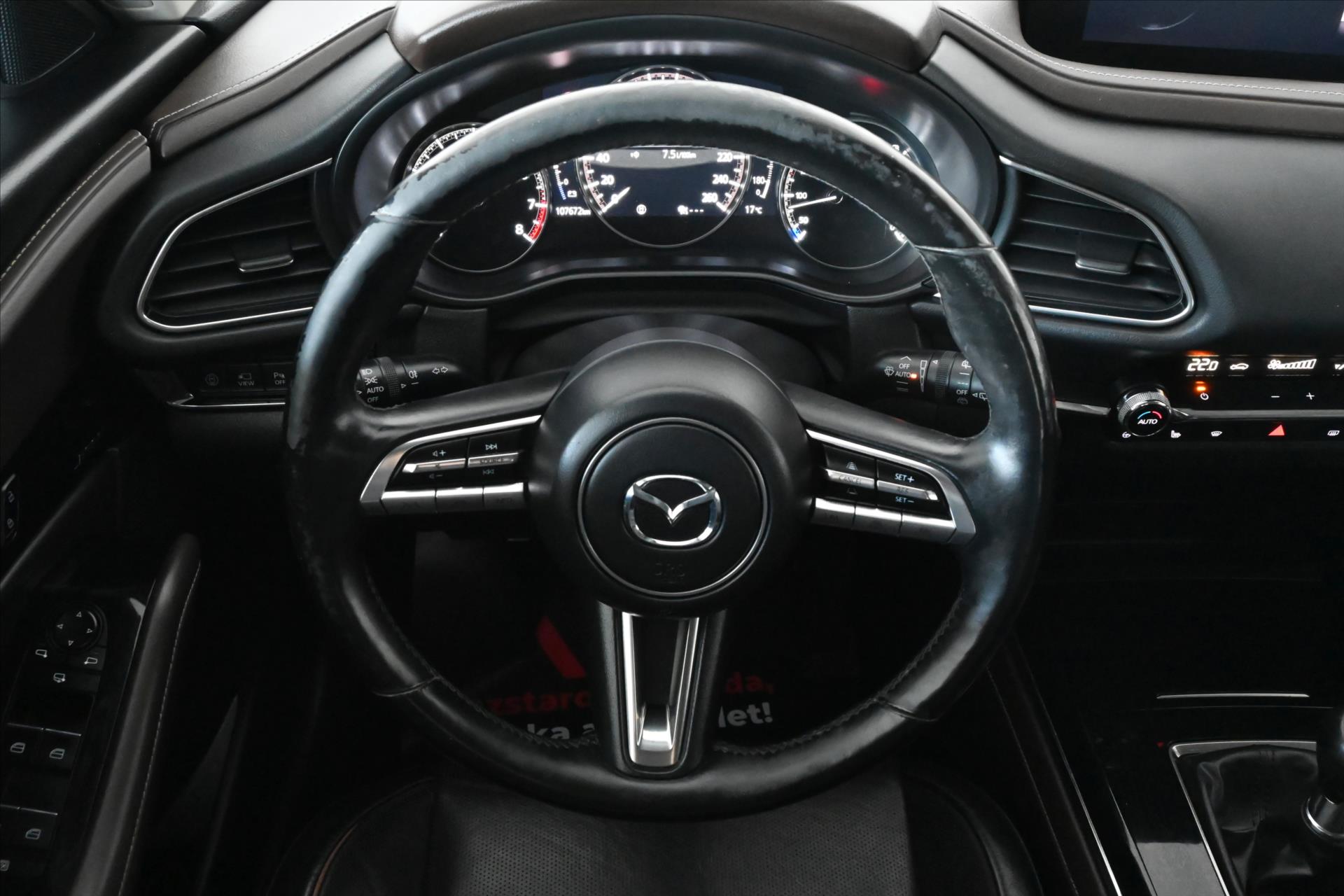 Hlavní fotografie vozu Mazda CX-30 2,0 Skyactiv-X 132 kW Luxury Záruka až 5 let (17)