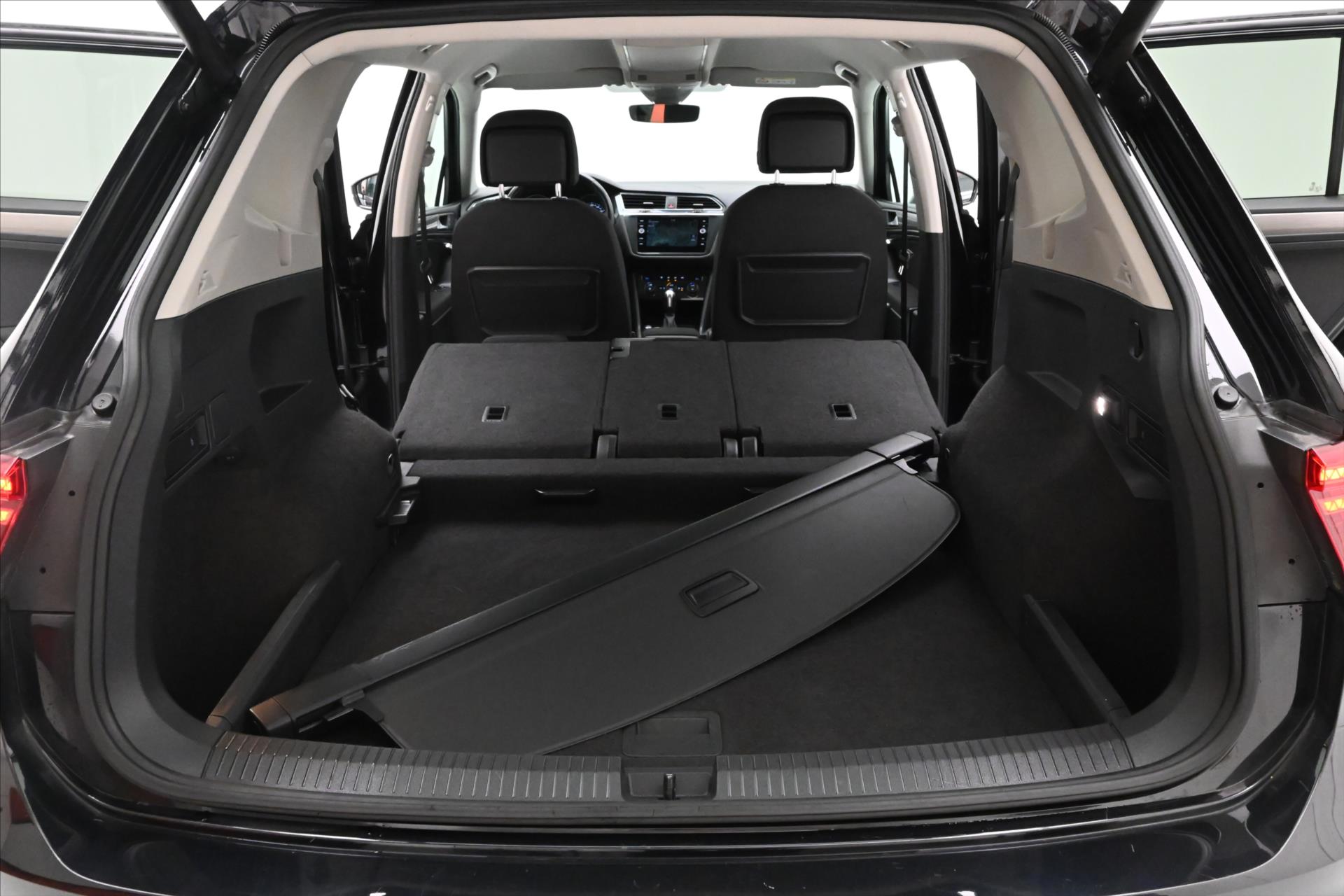 Main photo of the car Volkswagen Tiguan allspace 2.0 TDI 110 kW DSG NAVI Warranty up to 5 years (10)