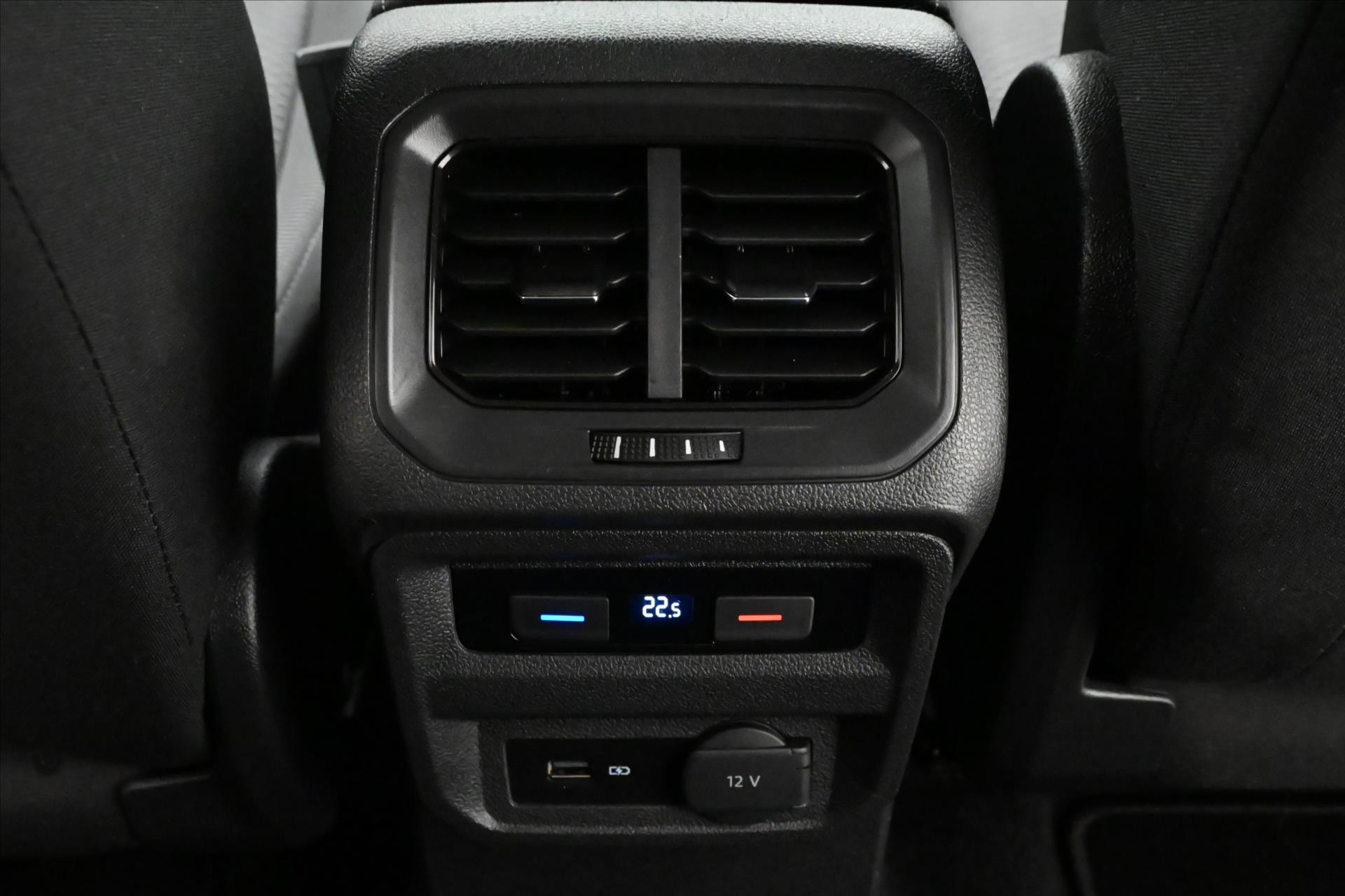 Main photo of the car Volkswagen Tiguan allspace 2.0 TDI 110 kW DSG NAVI Warranty up to 5 years (23)