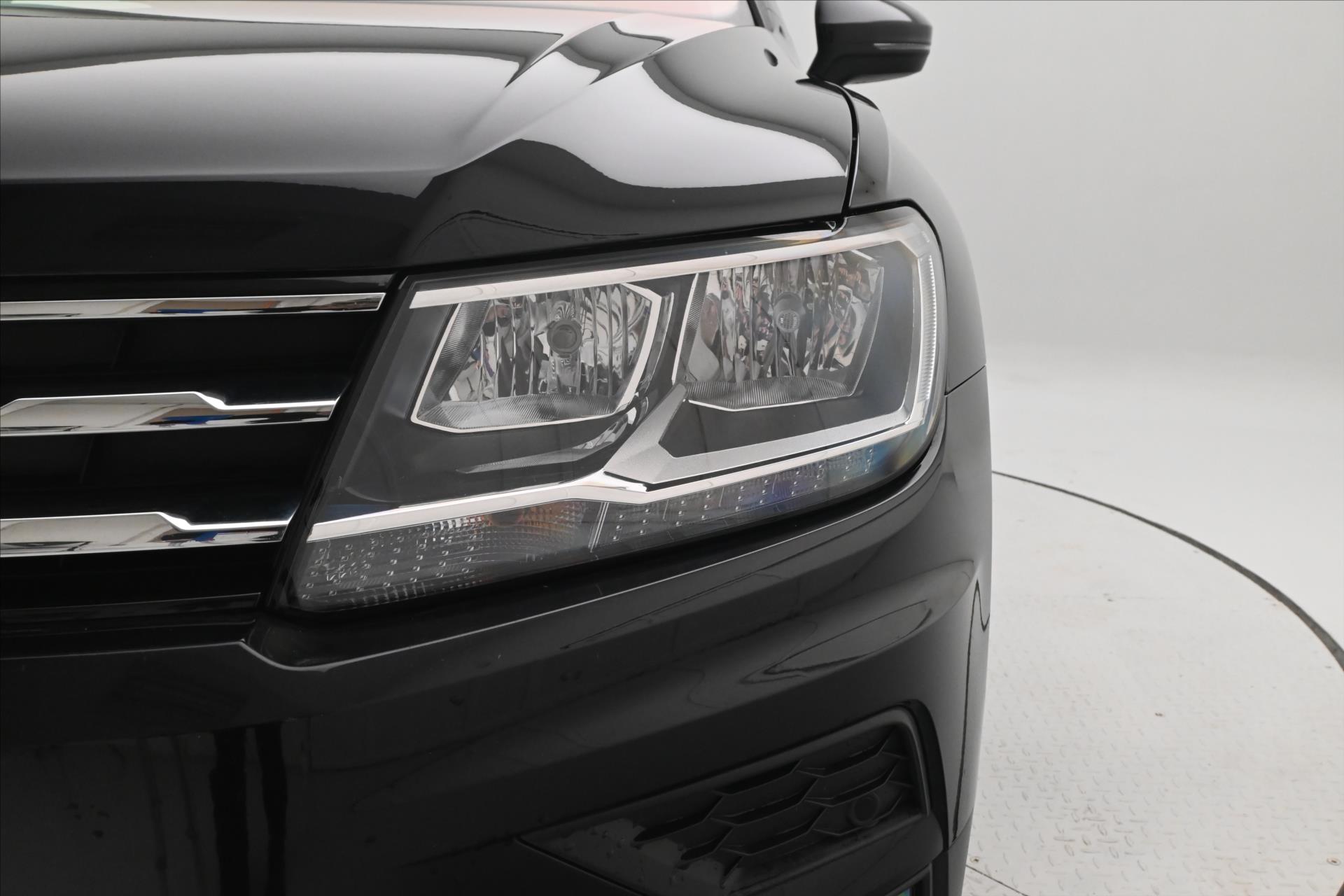 Main photo of the car Volkswagen Tiguan allspace 2.0 TDI 110 kW DSG NAVI Warranty up to 5 years (30)