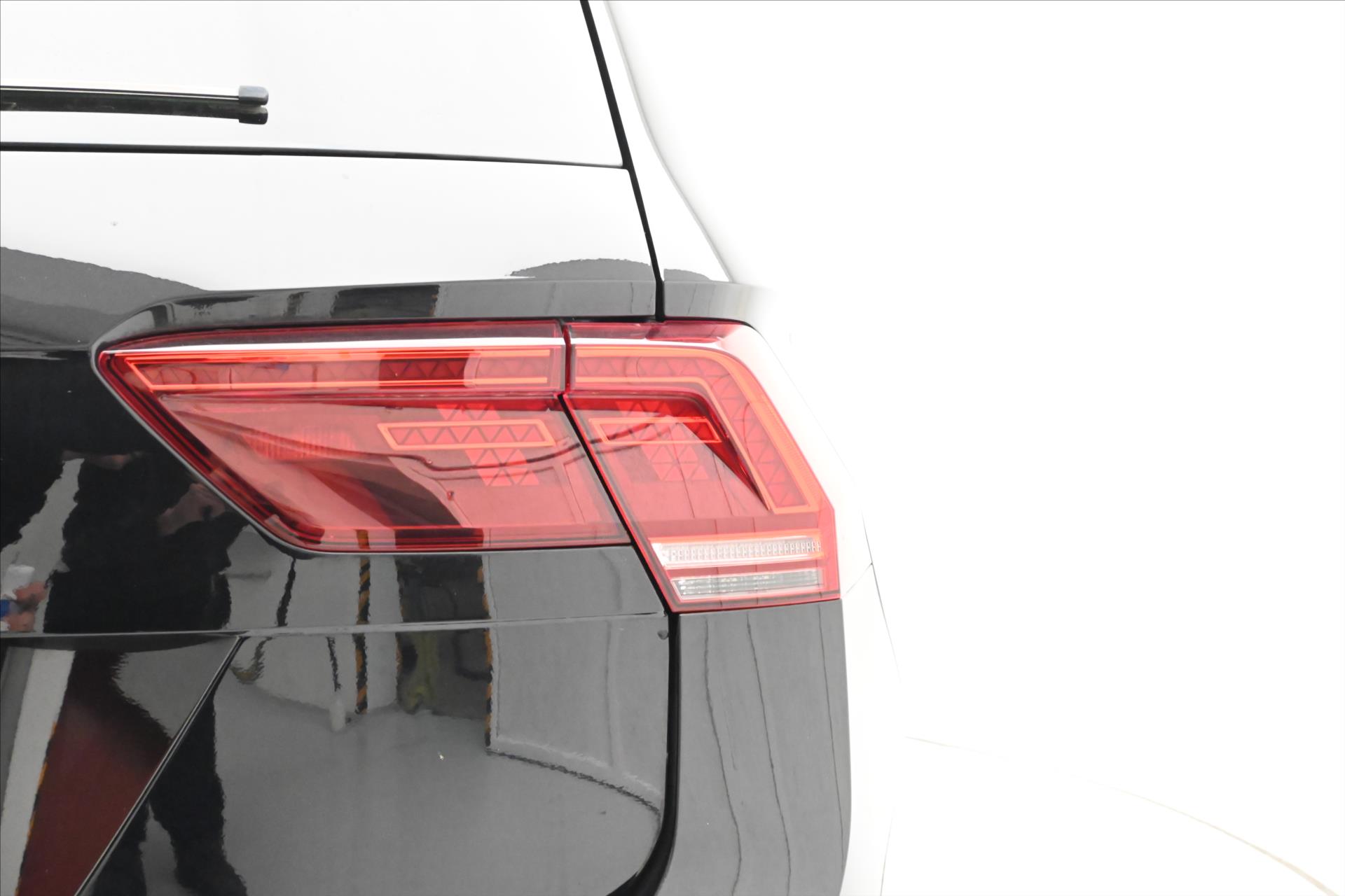 Main photo of the car Volkswagen Tiguan allspace 2.0 TDI 110 kW DSG NAVI Warranty up to 5 years (31)