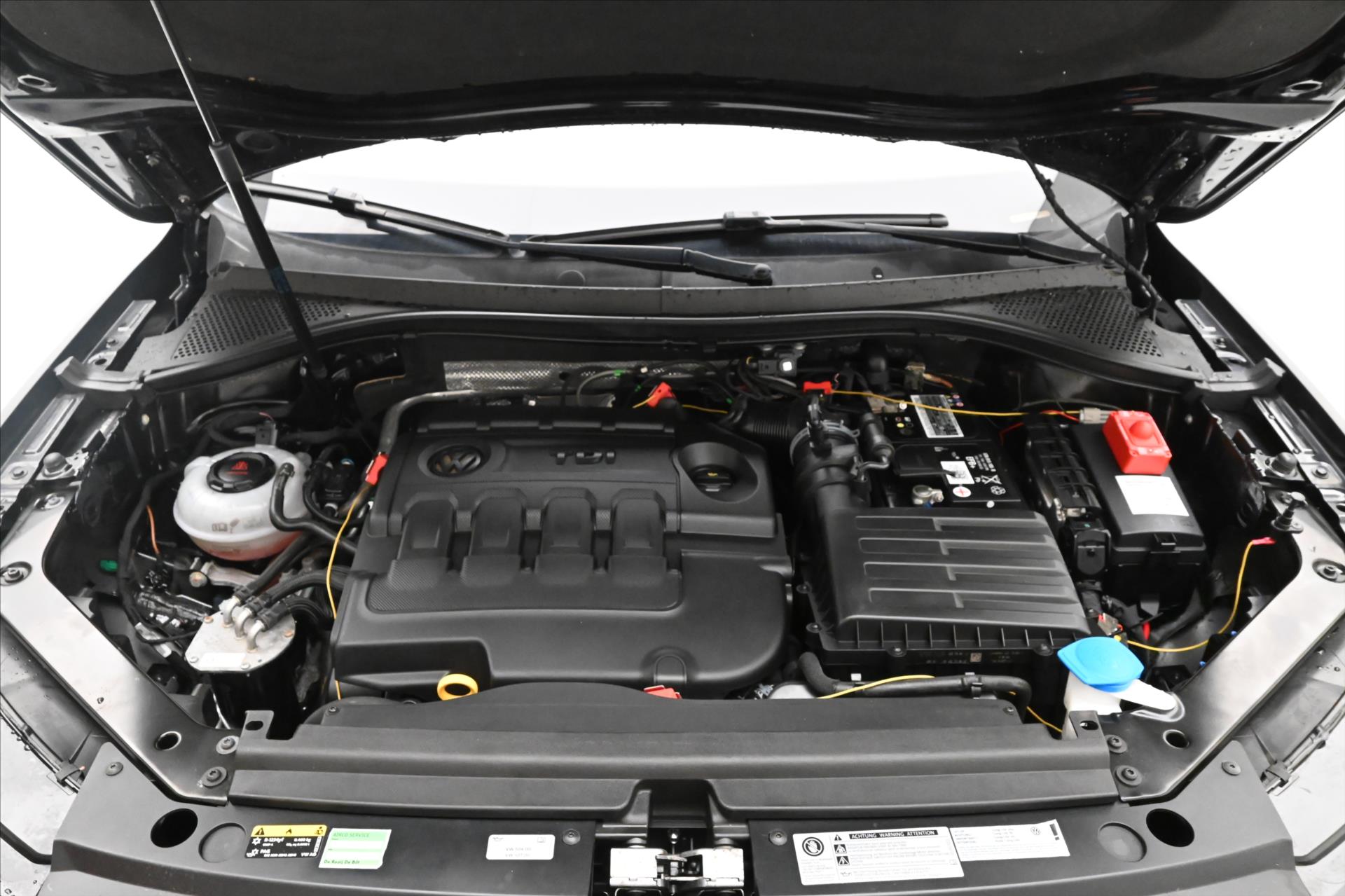 Main photo of the car Volkswagen Tiguan allspace 2.0 TDI 110 kW DSG NAVI Warranty up to 5 years (8)