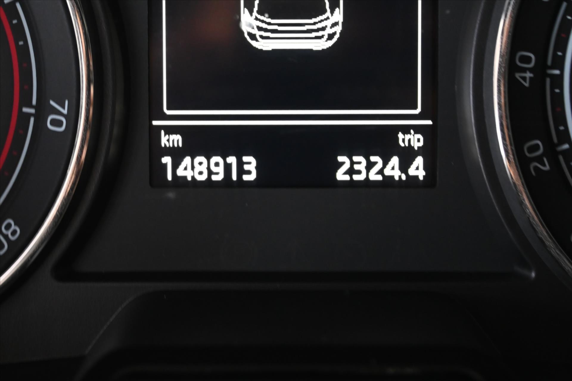 Hlavní fotografie vozu Škoda Kamiq 1,0 TSi 81 kW*Sport Business*Záruka až 5 let (14)