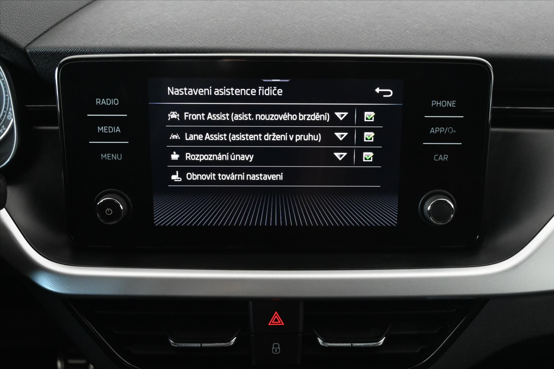 Hlavní fotografie vozu Škoda Kamiq 1,0 TSi 81 kW*Sport Business*Záruka až 5 let (20)