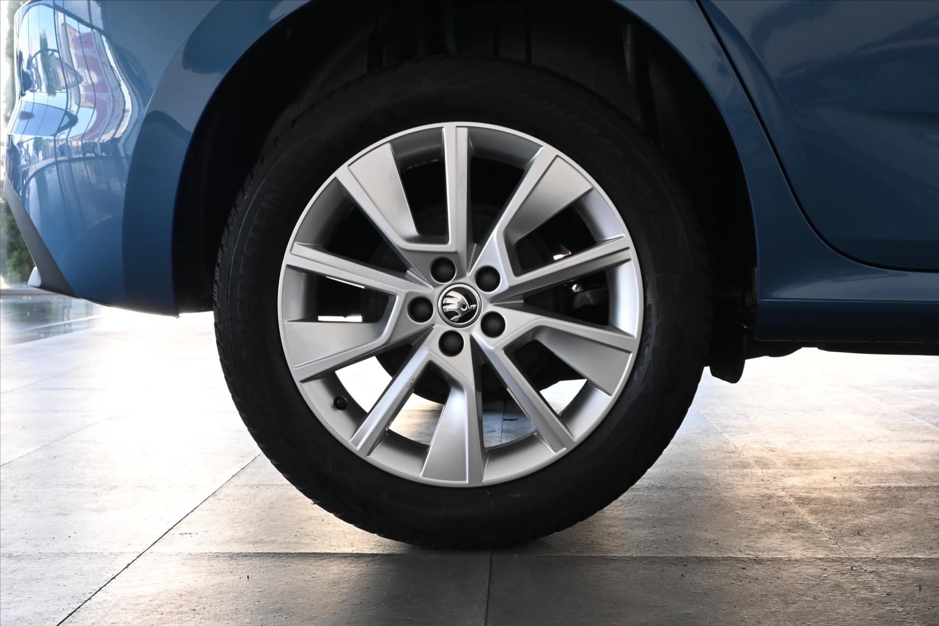 Hlavní fotografie vozu Škoda Kamiq 1,0 TSi 81 kW*Sport Business*Záruka až 5 let (31)