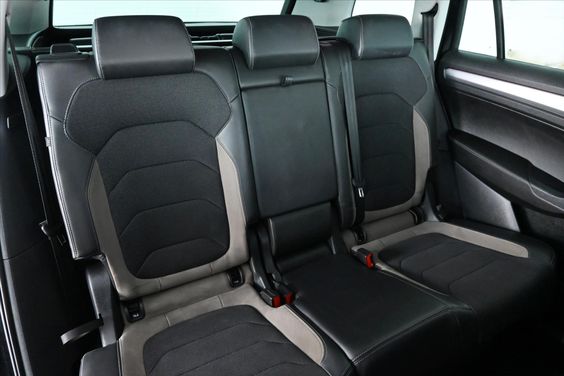 Main photo of the car Skoda Kodiaq 1.5 TSI 110kW 7-seater Business Edition Warranty up to 5 years (26)