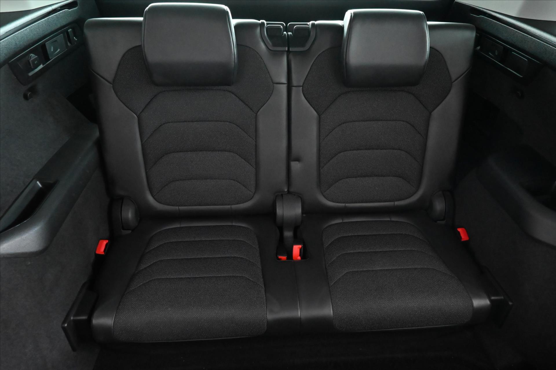 Main photo of the car Skoda Kodiaq 1.5 TSI 110kW 7-seater Business Edition Warranty up to 5 years (27)