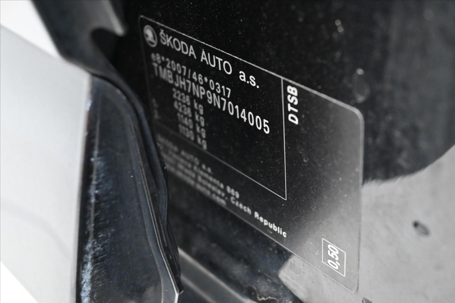 Hlavní fotografie vozu Škoda Superb 2,0 TDi 110kW DSG *Style* Záruka až 5 let (12)