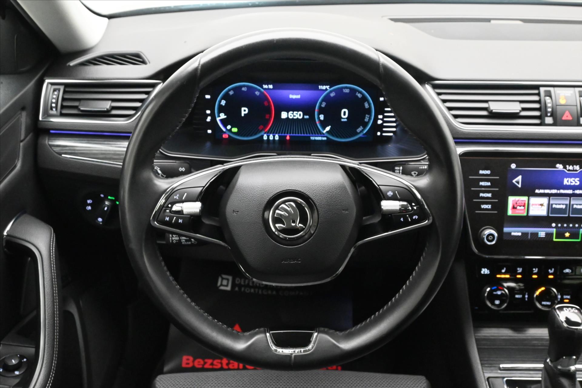 Hlavní fotografie vozu Škoda Superb 2,0 TDi 110kW DSG *Style* Záruka až 5 let (18)