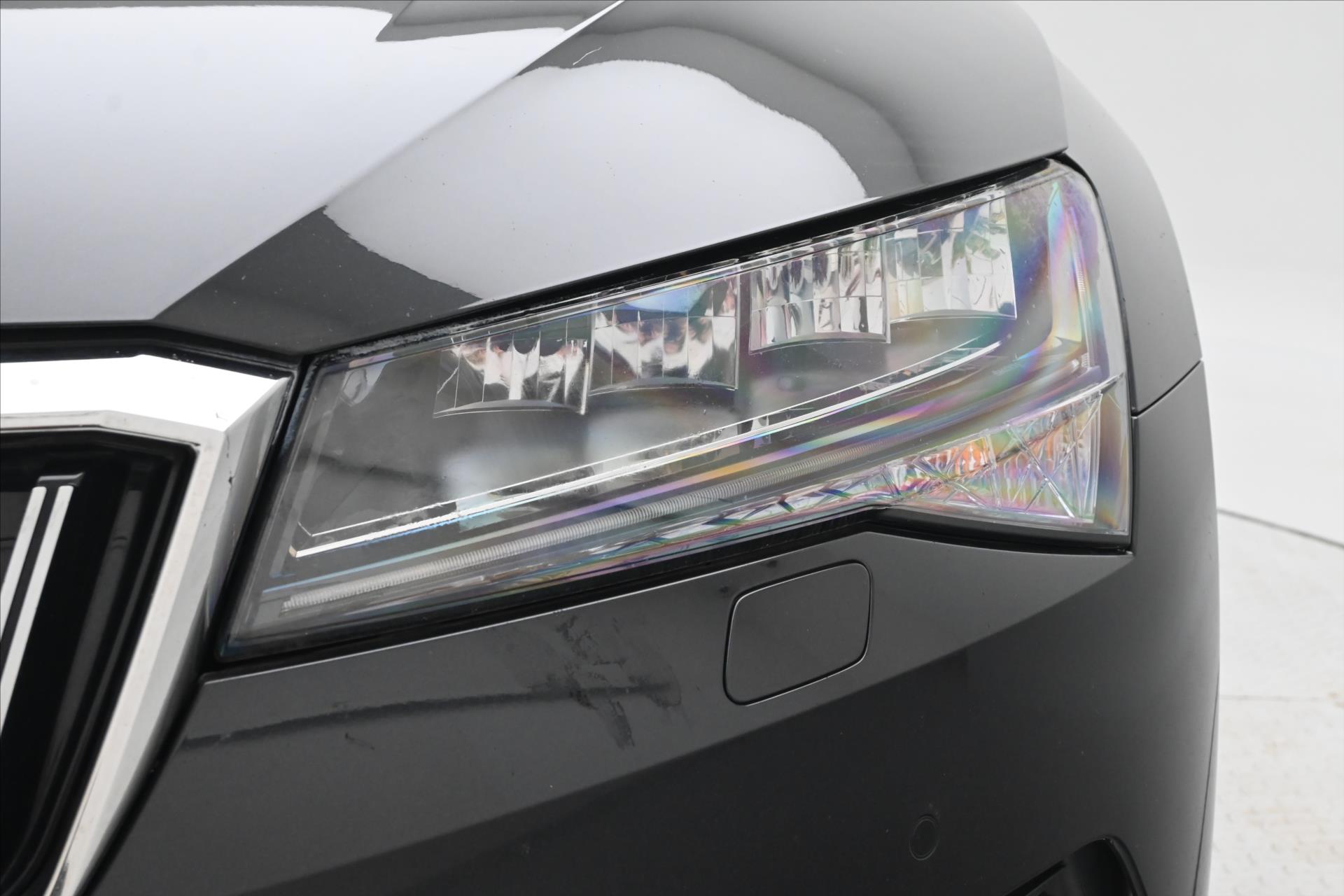 Hlavní fotografie vozu Škoda Superb 2,0 TDi 110kW DSG *Style* Záruka až 5 let (31)