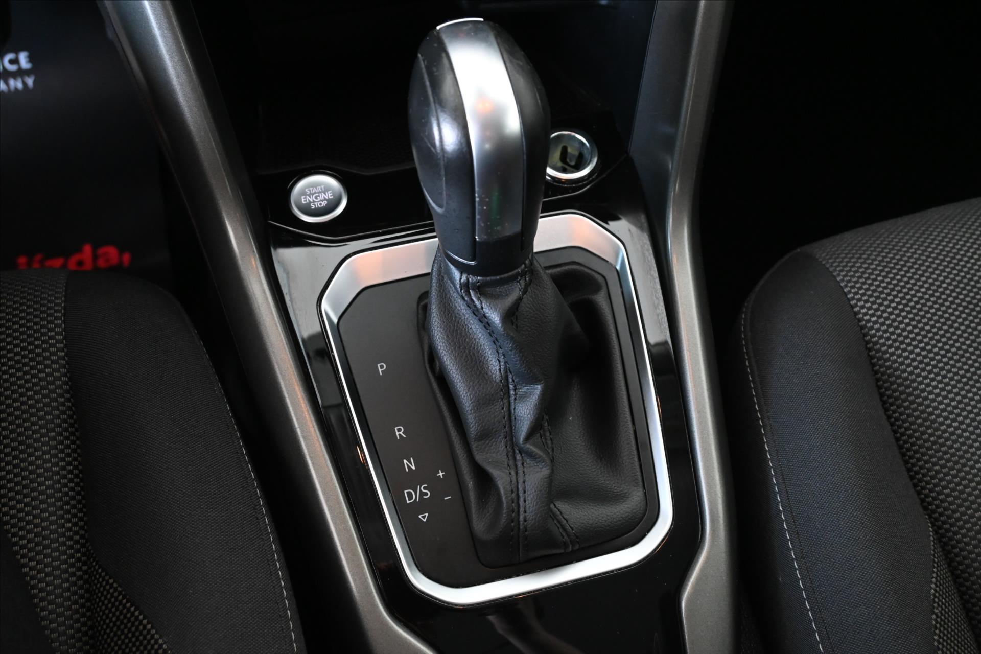 Hlavní fotografie vozu Volkswagen T-Roc 2,0 TDI 110 kW DSG COMFORTLINE Záruka až 5 let (23)