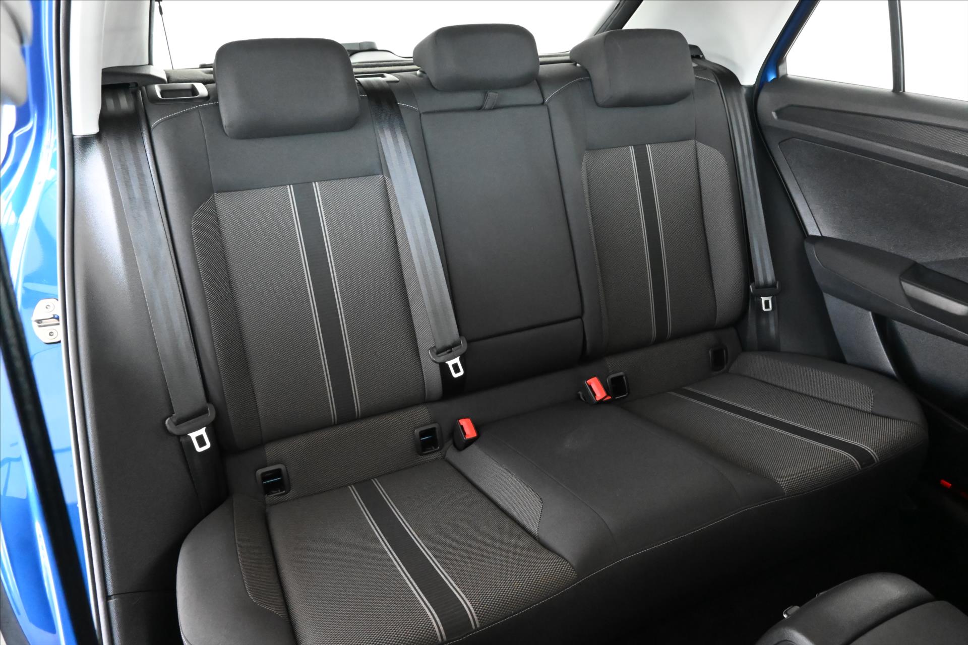 Hlavní fotografie vozu Volkswagen T-Roc 2,0 TDI 110 kW DSG COMFORTLINE Záruka až 5 let (28)