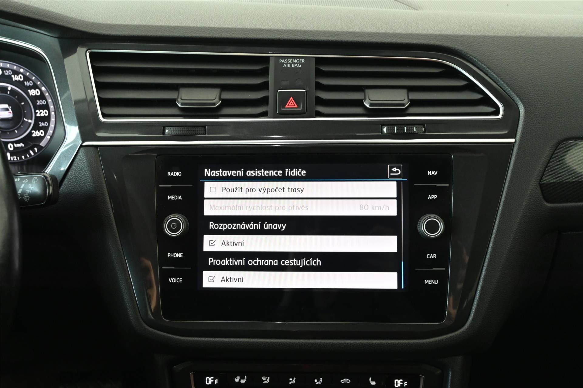 Main photo of the car Volkswagen Tiguan allspace 2.0 TDI 140 kW 4x4 DSG 7 seats Warranty up to 5 years (25)