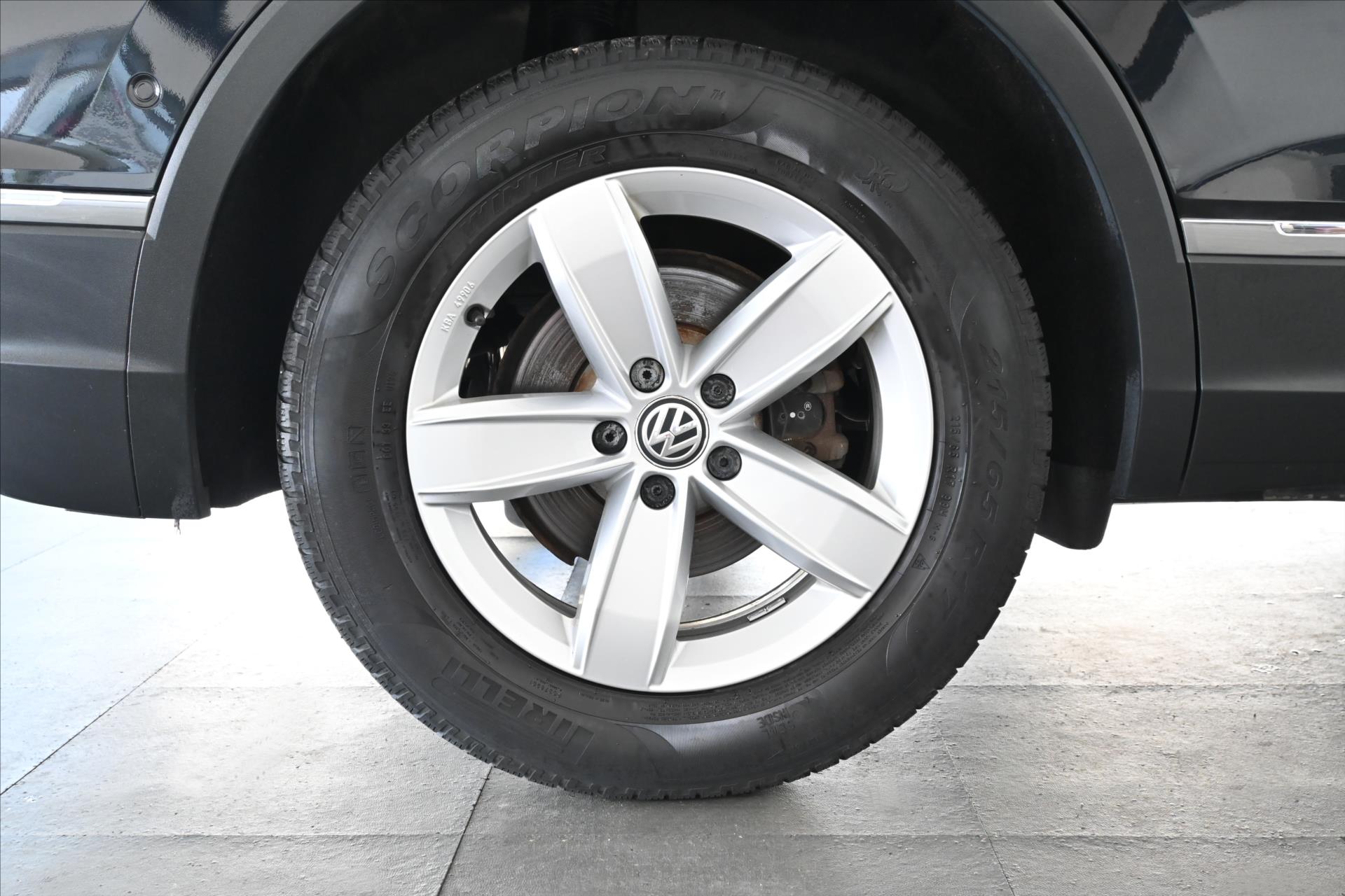 Hlavní fotografie vozu Volkswagen Tiguan Allspace 2,0 TDI 140 kW 4x4 DSG 7míst Záruka až 5 let (42)